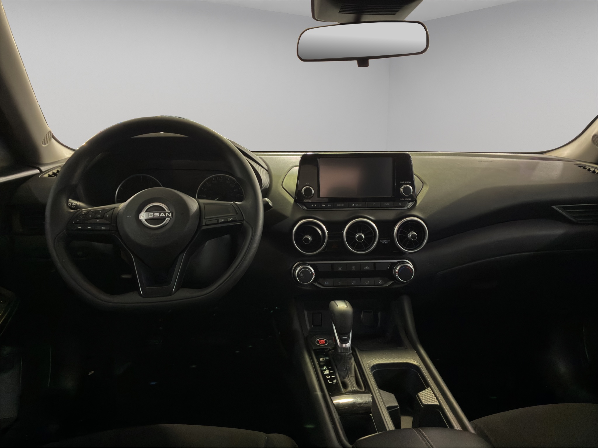 Nissan Sentra 4 pts. Sense, TM6, a/ac., RA-16 2024