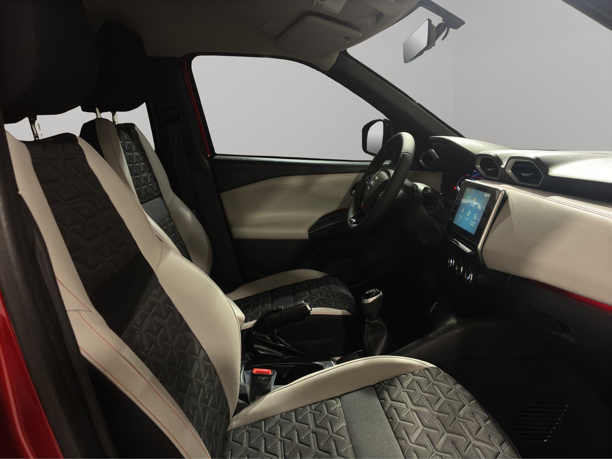 Nissan Magnite 5 pts. Exclusive, 1.0T, TM5, piel, RA-16 2025