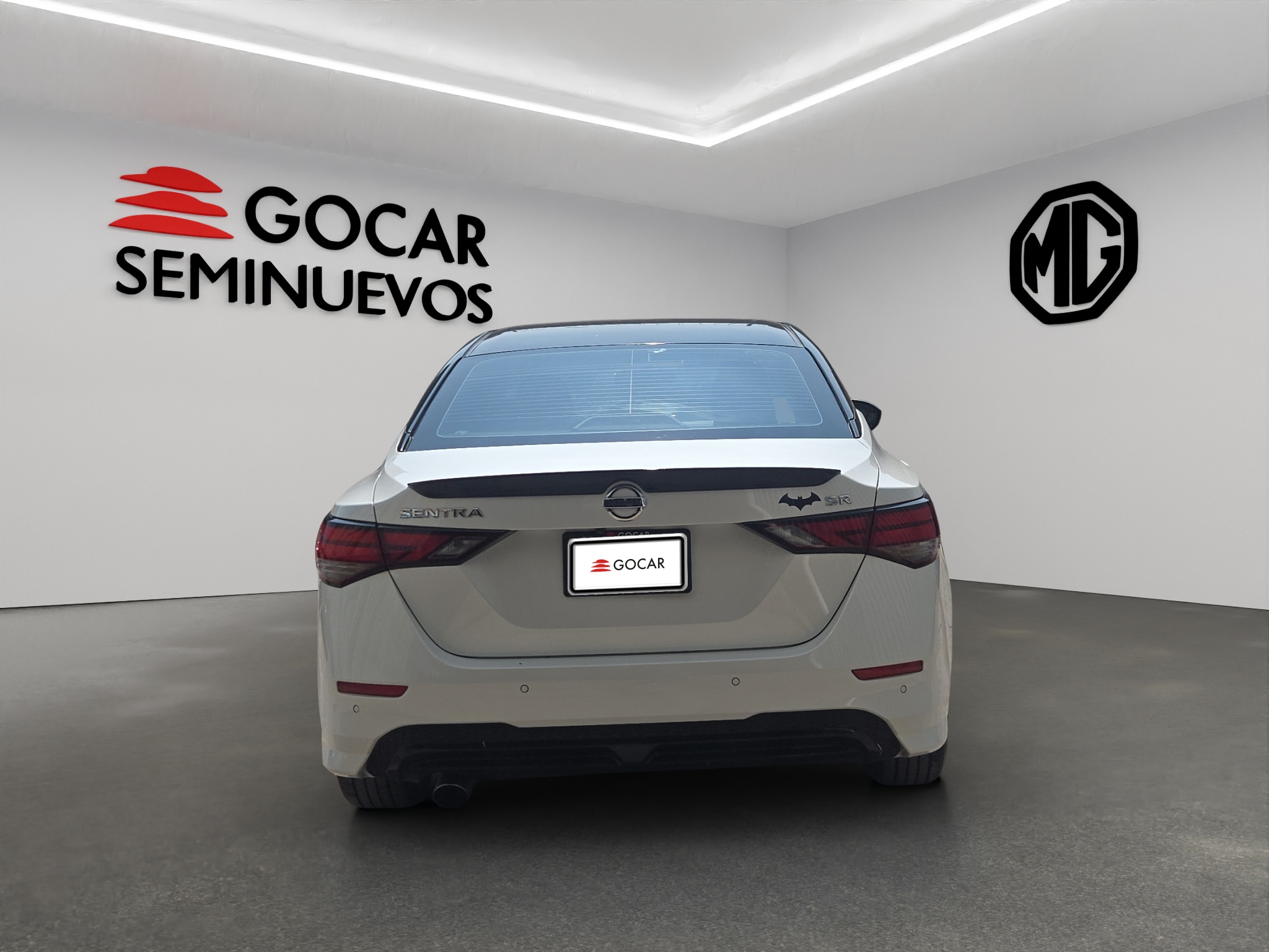 Nissan Sentra 4 pts. SR Platinum, TA, a/ac. Aut., piel, QC, s. Bose, f. led, RA-18 2023