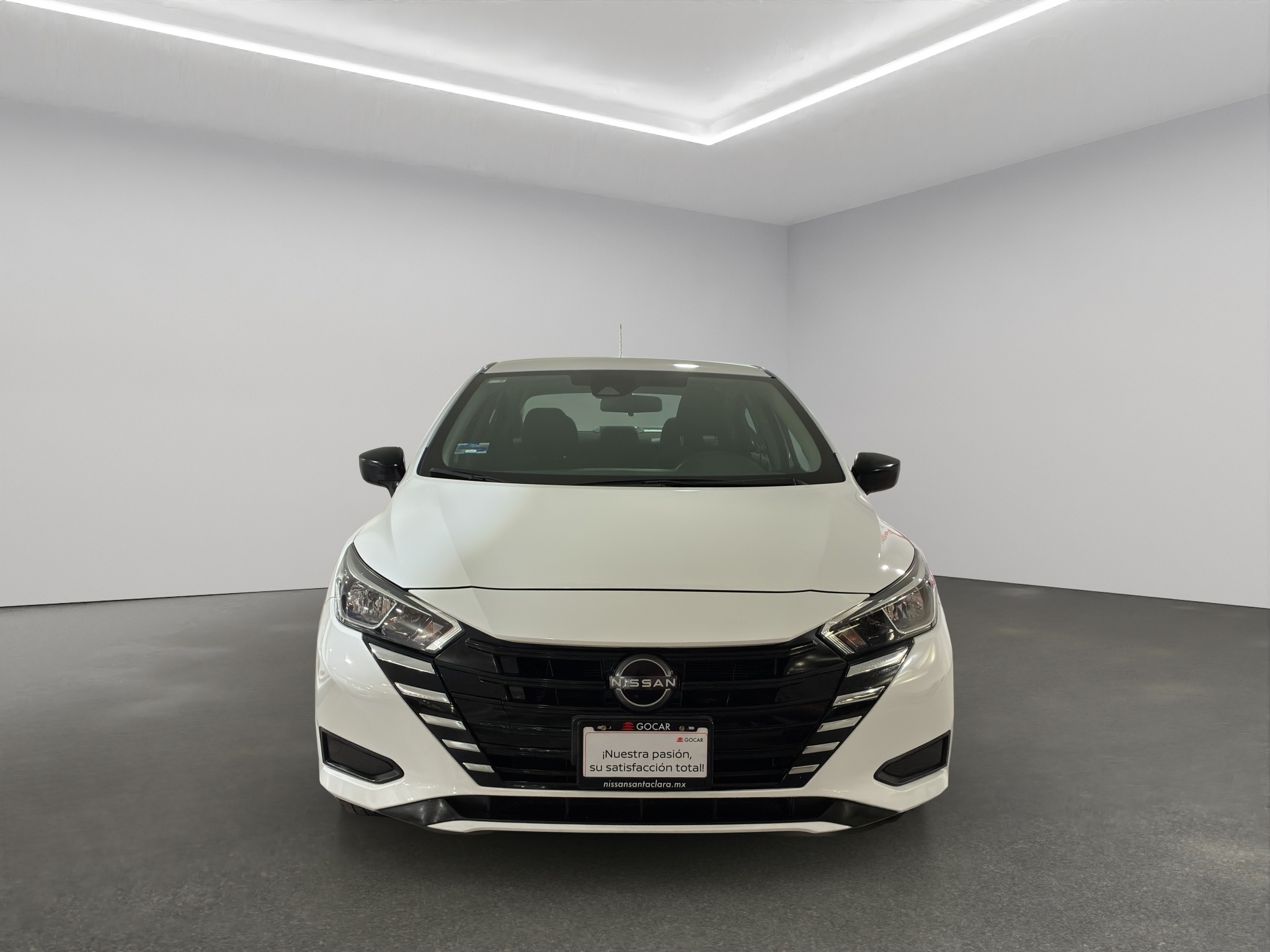 Nissan Versa 4 pts. Sense, TM5, a/ac., R-15 2024