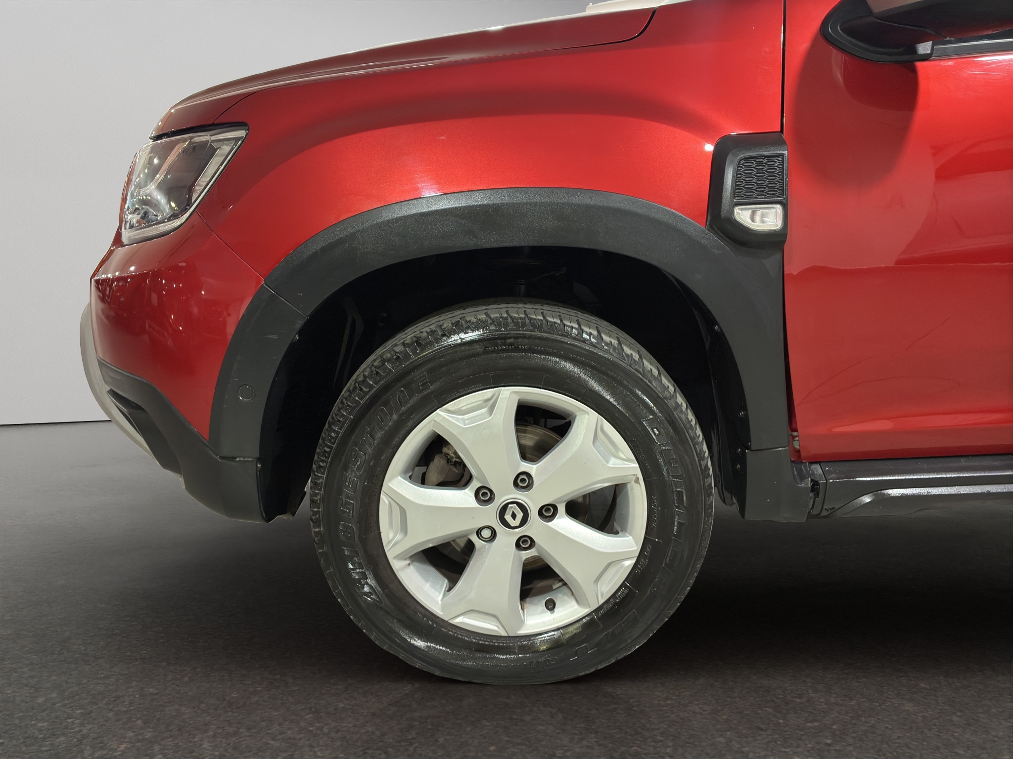 Renault Duster  5 pts. Iconic, 1.3T, TA, a/ac. Aut., VE, f. niebla, RA-17 2023