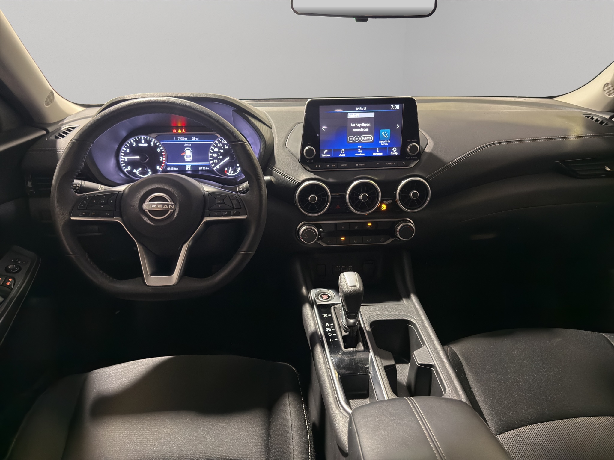 Nissan Sentra 4 pts. Advance, TM6, a/ac., f. niebla, RA-16 2024