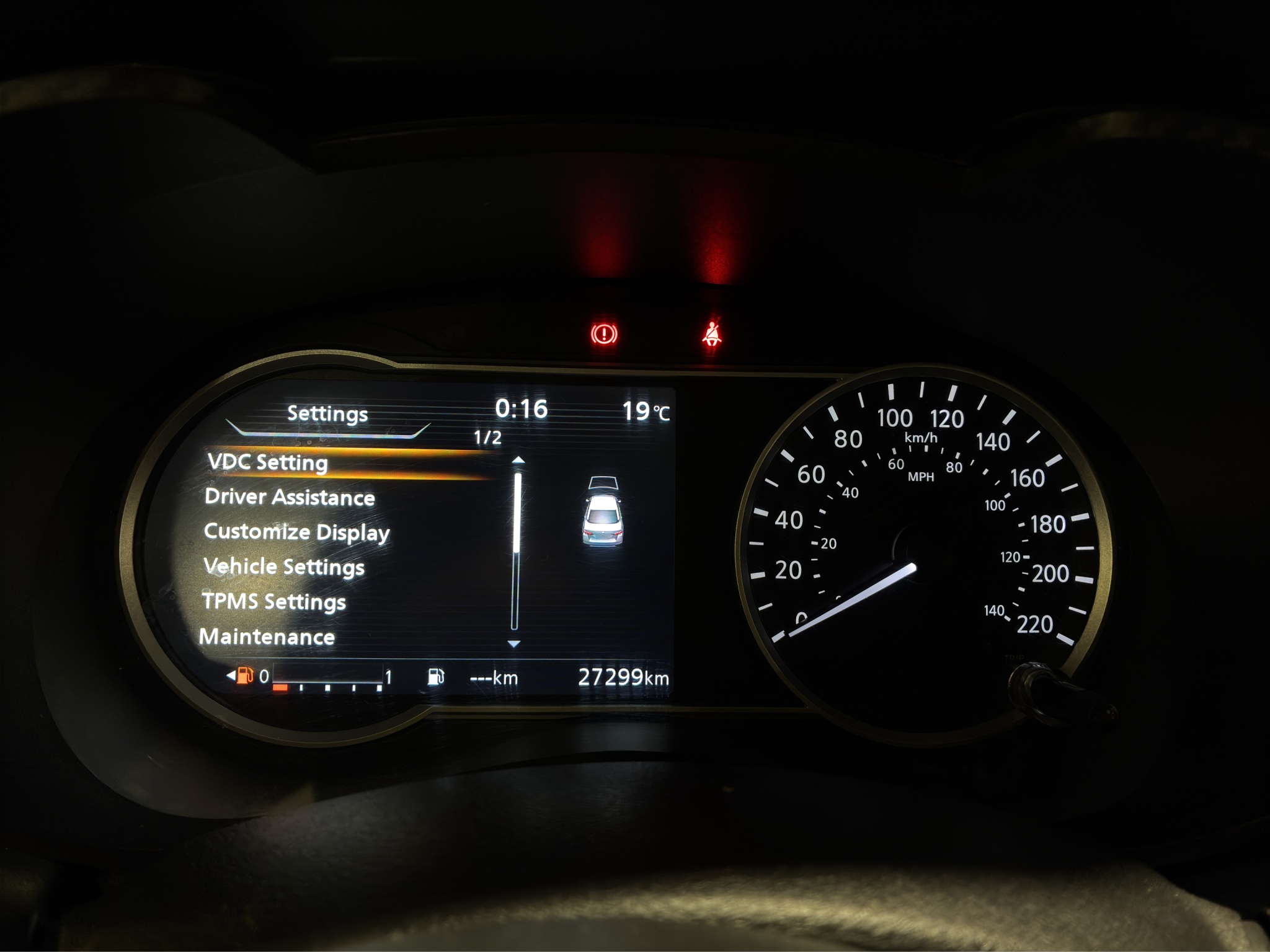 Nissan Versa 4 pts. Advance, TM5, a/ac., f. niebla, RA-16 2024