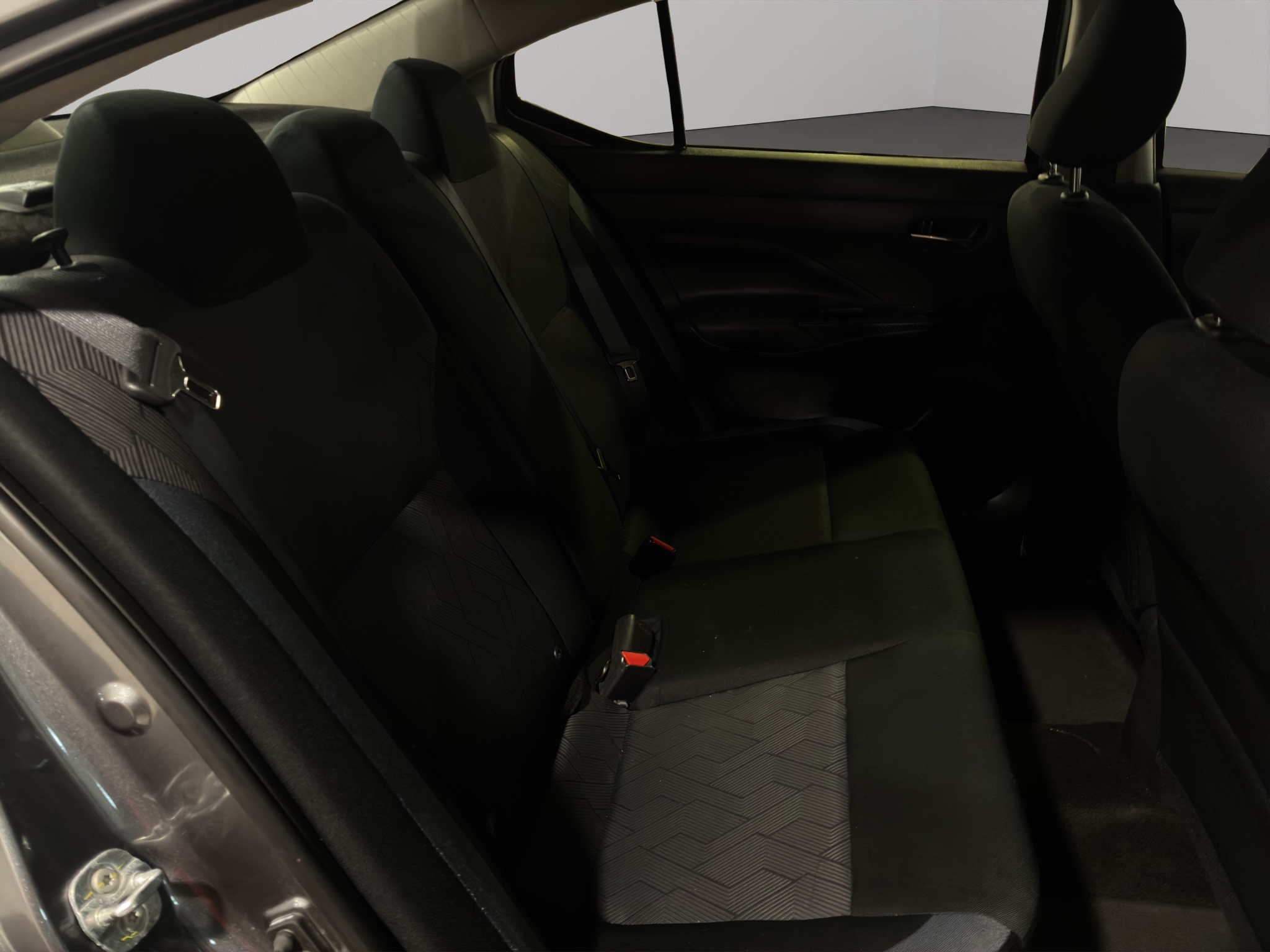 Nissan Versa 4 pts. Advance, TM5, a/ac., f. niebla, RA-16 2024