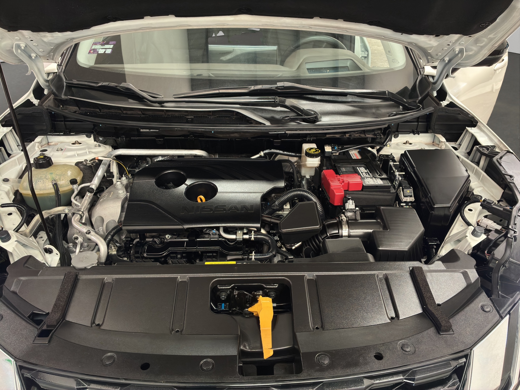 Nissan X-Trail  5 pts. Platinum Plus, TA, piel, QCP, GPS, ADAS, RA-19 2024