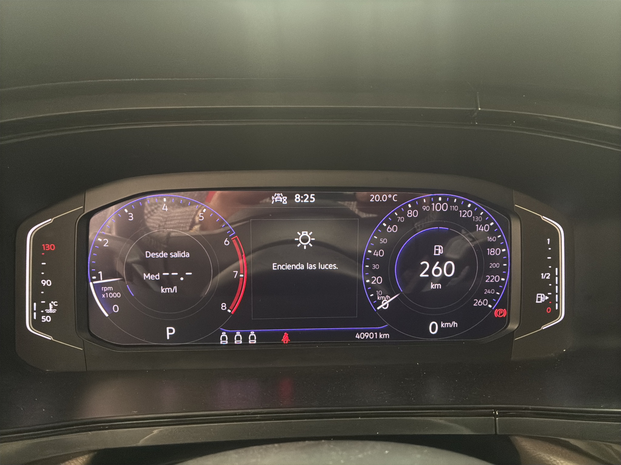 Volkswagen Taos VUD 5 pts. Highline, 150 HP, 1.4T, TA, piel, TP, f. led, RA-18 2023