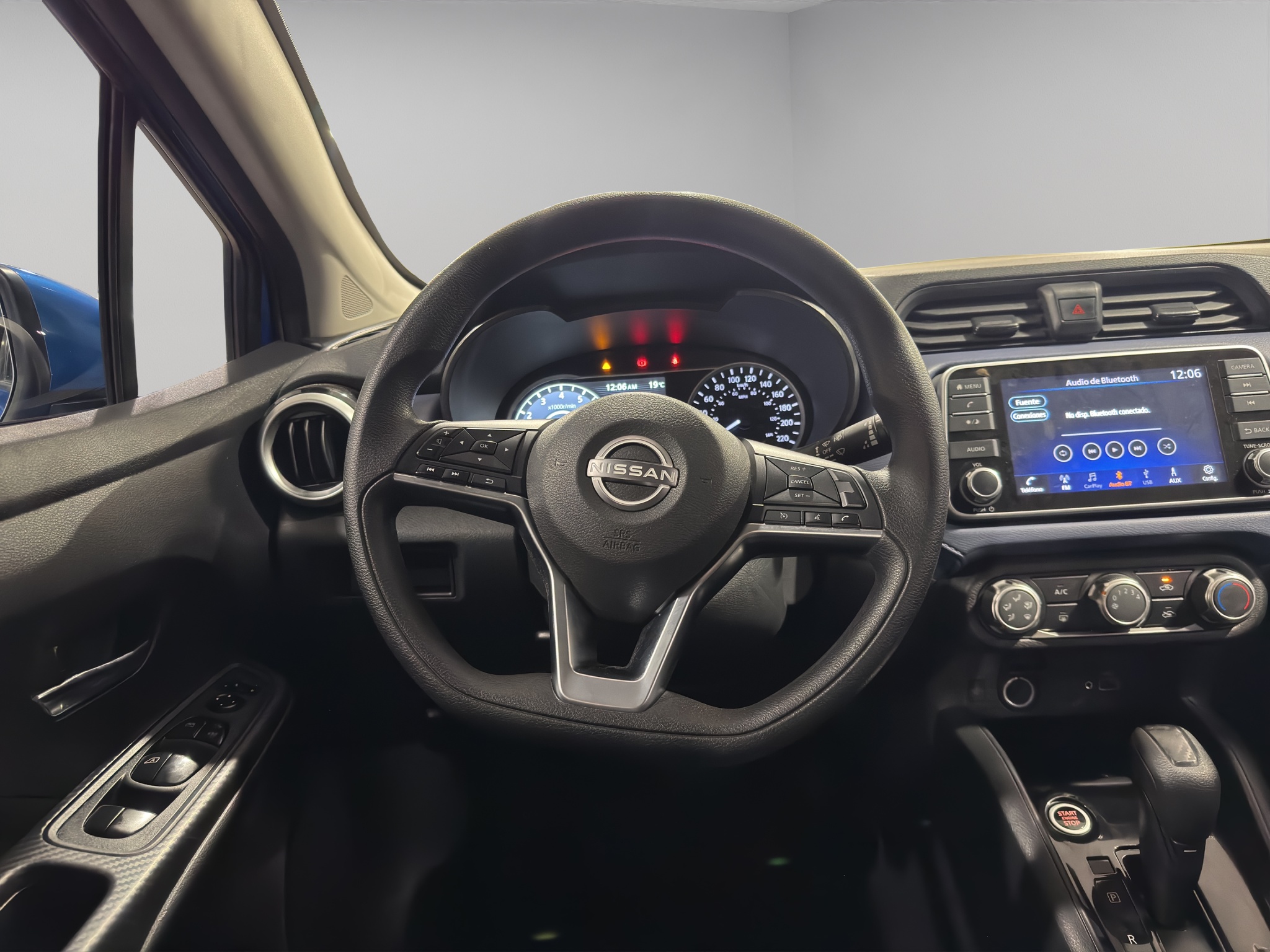 Nissan Versa 4 pts. Advance, TM5, a/ac., f. niebla, RA-16 2024