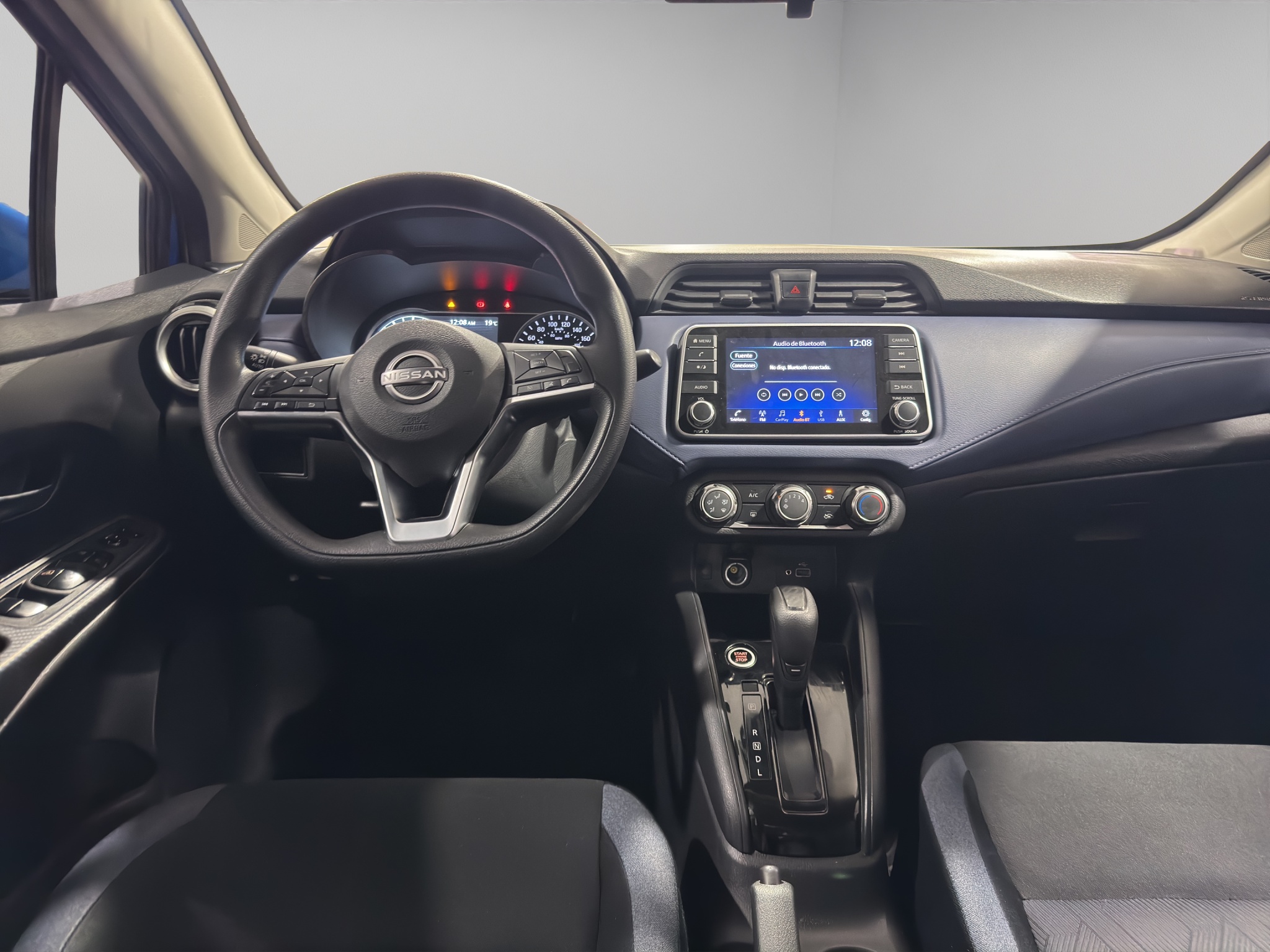 Nissan Versa 4 pts. Advance, TM5, a/ac., f. niebla, RA-16 2024