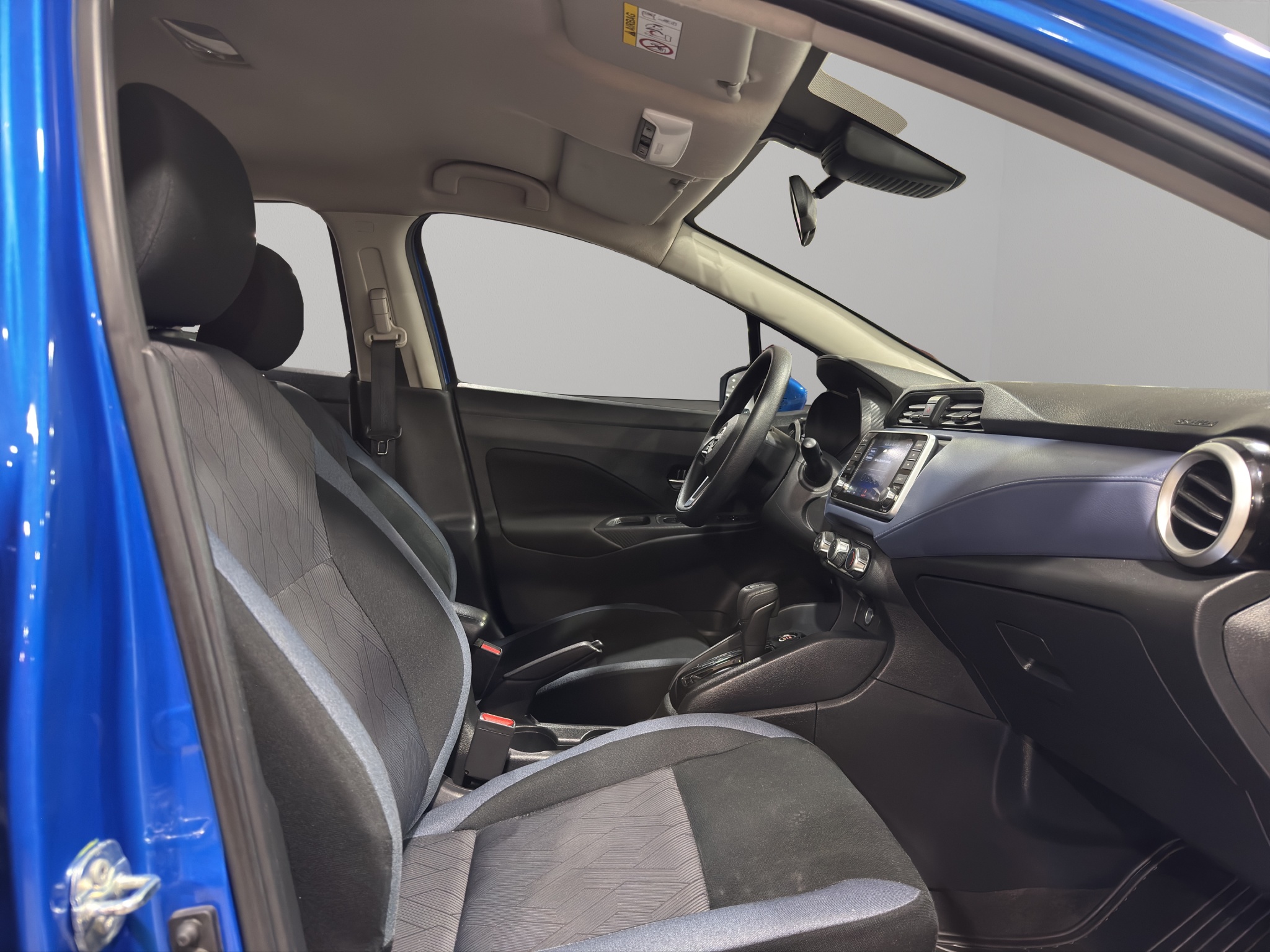 Nissan Versa 4 pts. Advance, TM5, a/ac., f. niebla, RA-16 2024