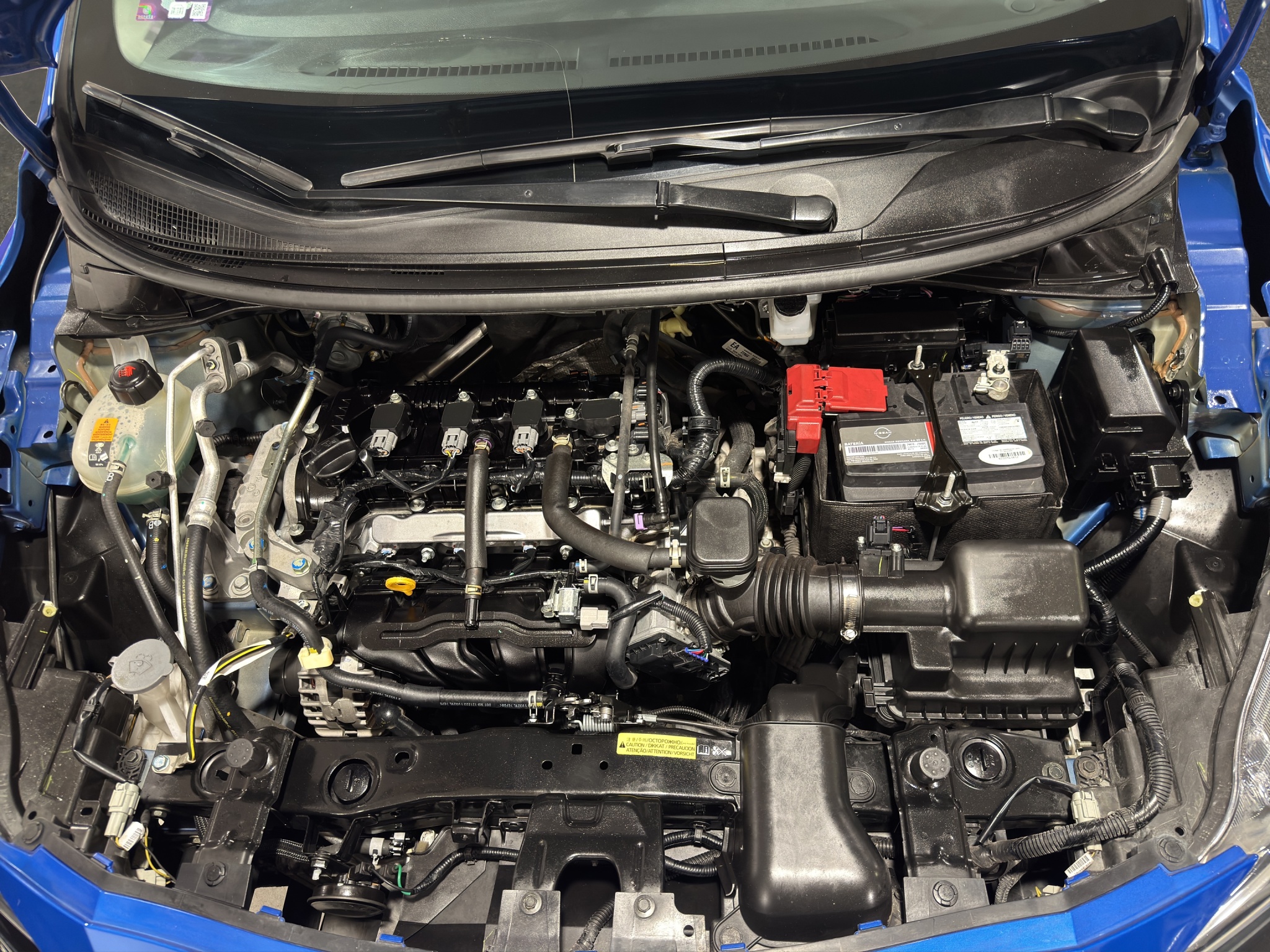 Nissan Versa 4 pts. Advance, TM5, a/ac., f. niebla, RA-16 2024
