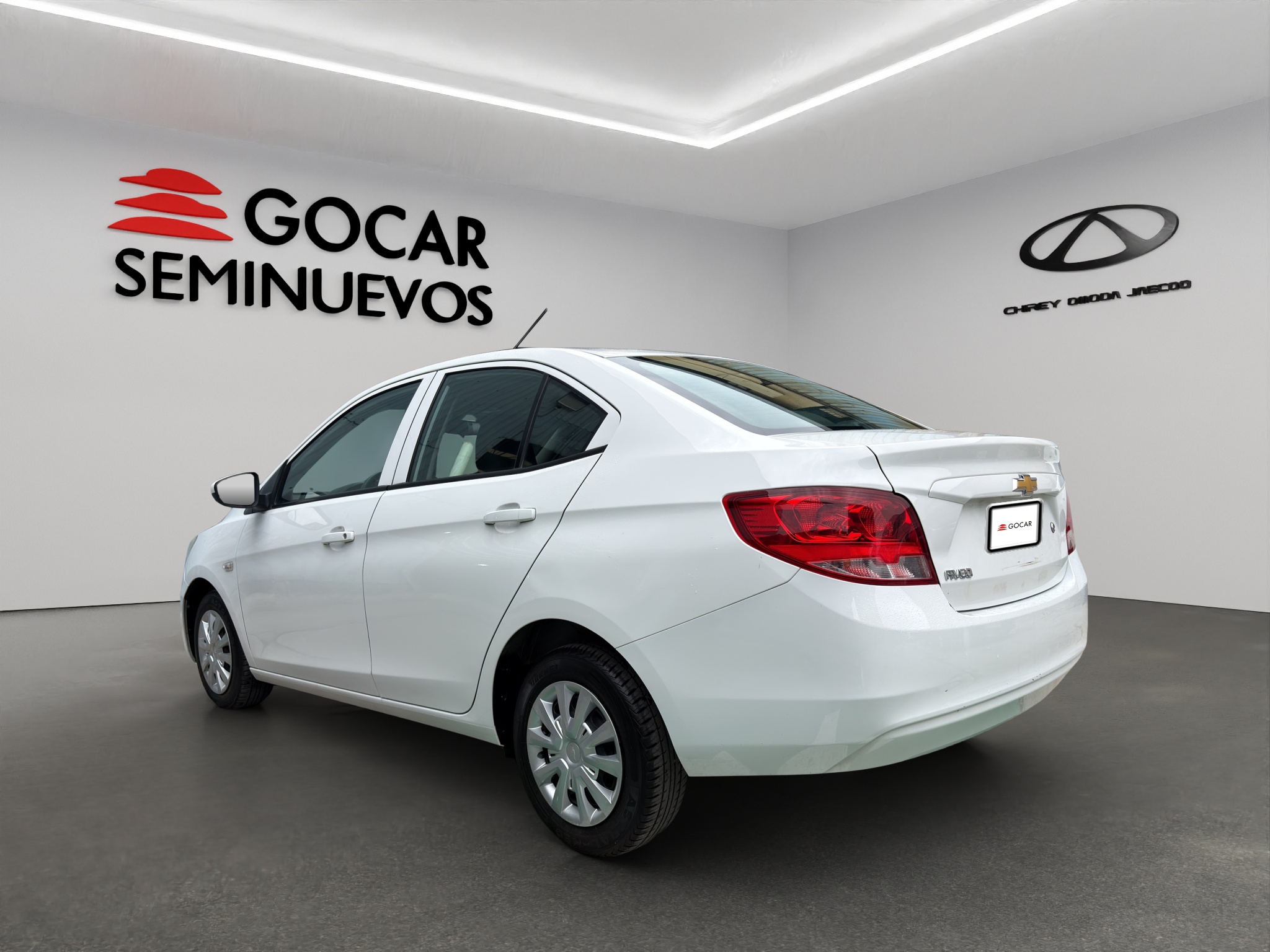 Chevrolet Aveo 4 pts. LS, TM5, a/ac., R-14 (línea anterior) 2023
