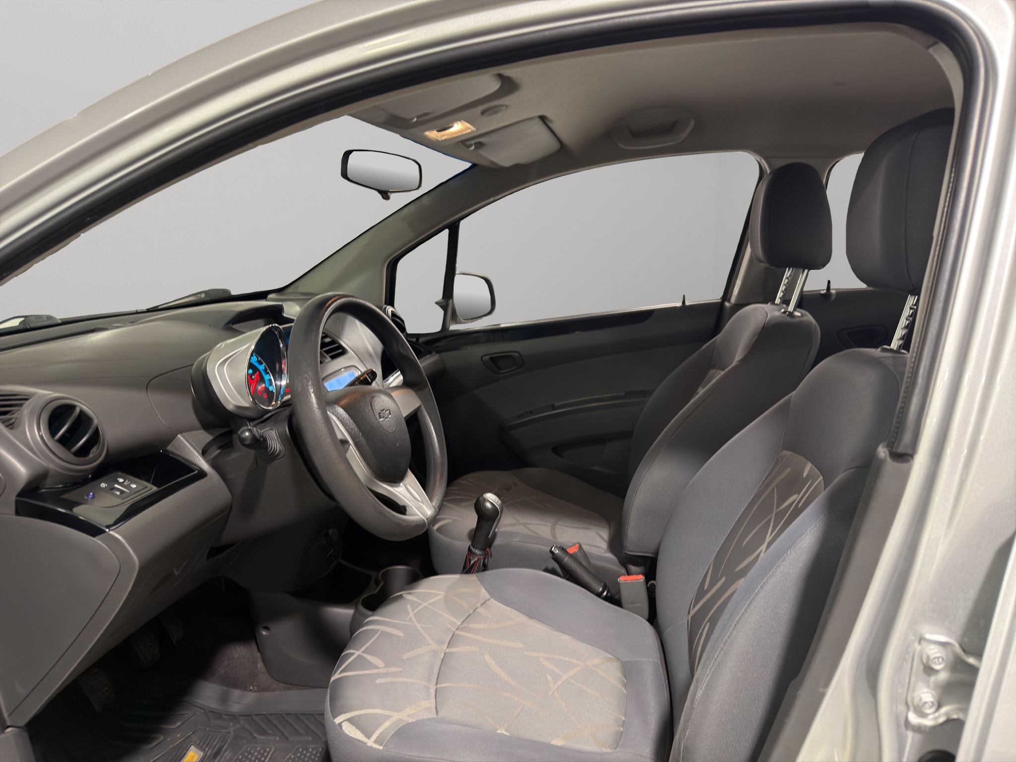 Chevrolet Spark 5 pts. HB LT Clasico, 1.2l, TM5, a/ac., R-14 2017