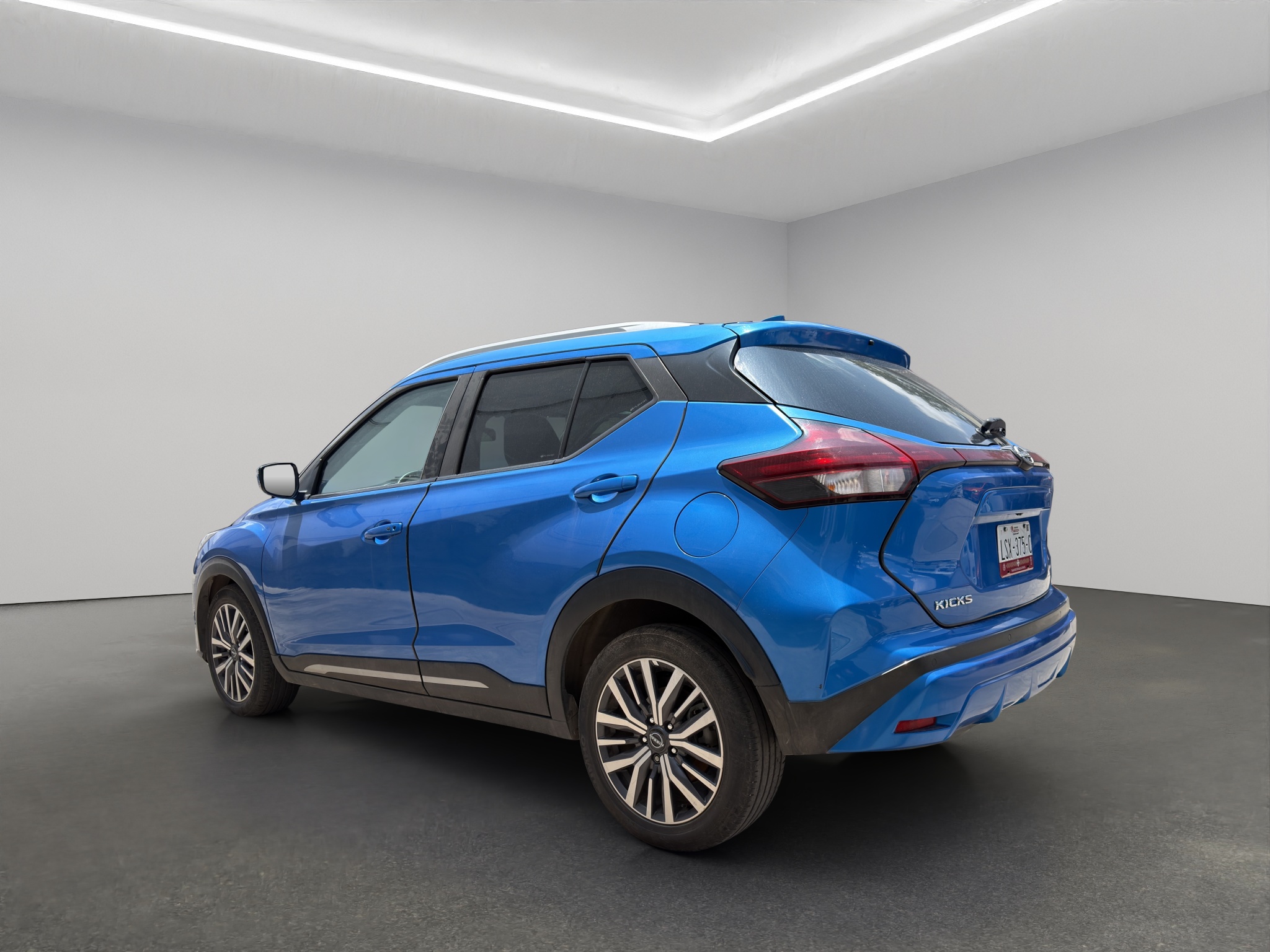 Nissan Kicks 5 pts. Exclusive, 1.6l, TA, a/ac. Aut., piel, GPS, RA-17 2023