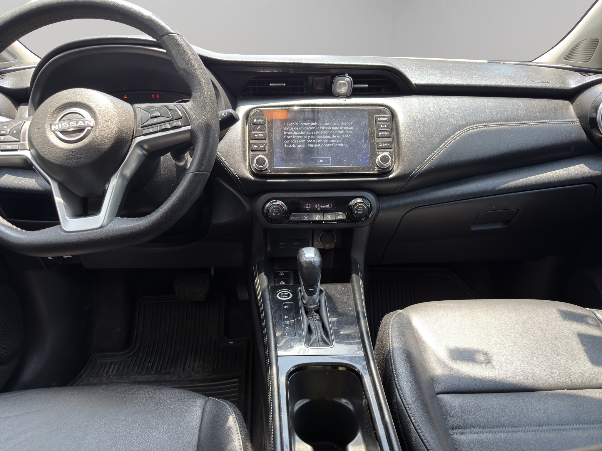 Nissan Kicks 5 pts. Exclusive, 1.6l, TA, a/ac. Aut., piel, GPS, RA-17 2023