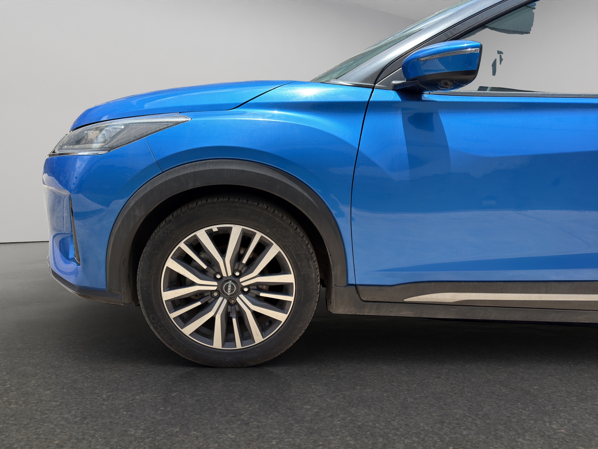 Nissan Kicks 5 pts. Exclusive, 1.6l, TA, a/ac. Aut., piel, GPS, RA-17 2023