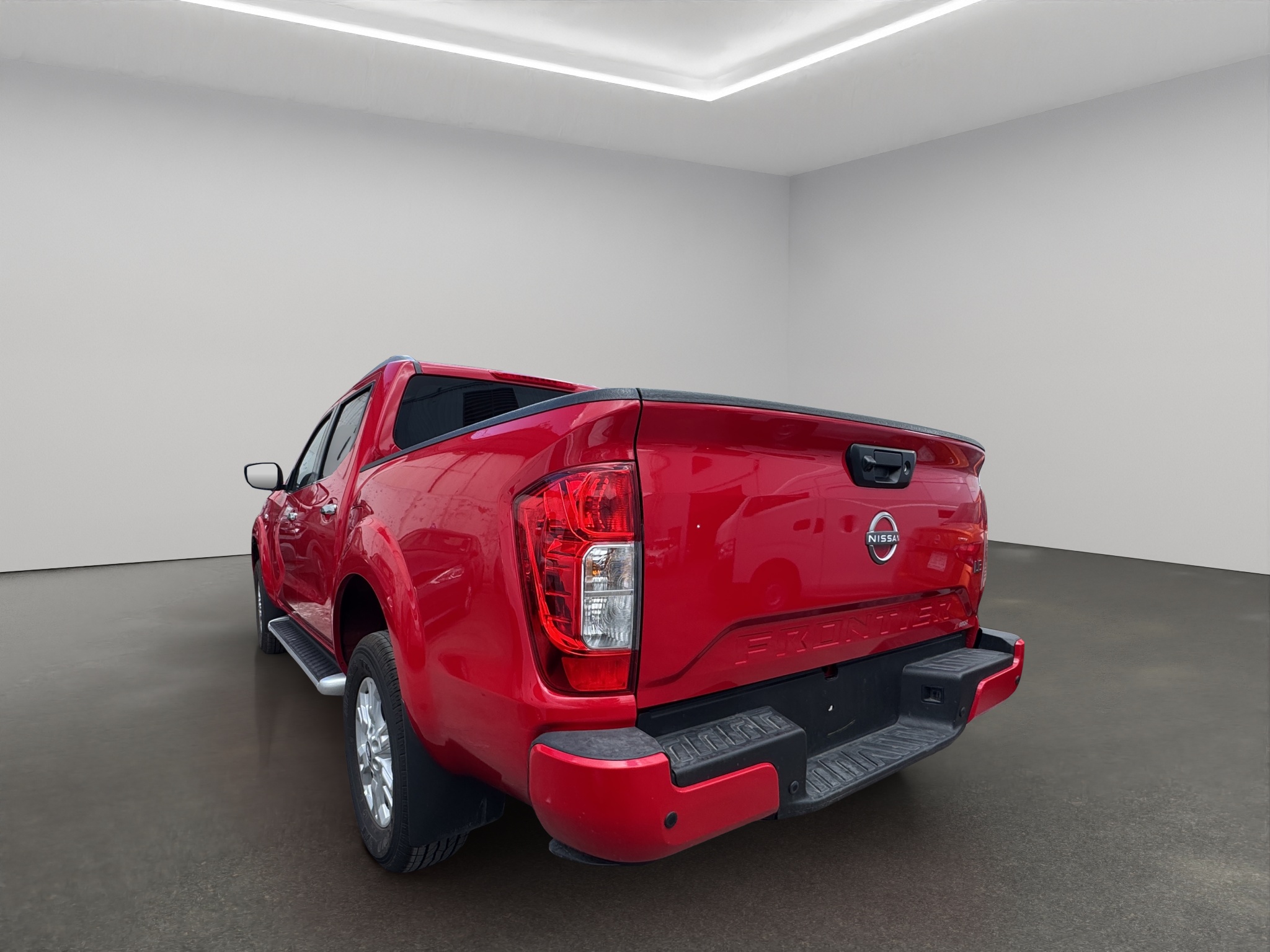 Nissan Comerciales Frontier y NP 300 Frontier Pick-Up 4 pts. Frontier LE, Doble Cab., L4, 2.5l, TM6, a/ac., VE, estribos, RA-17 2025
