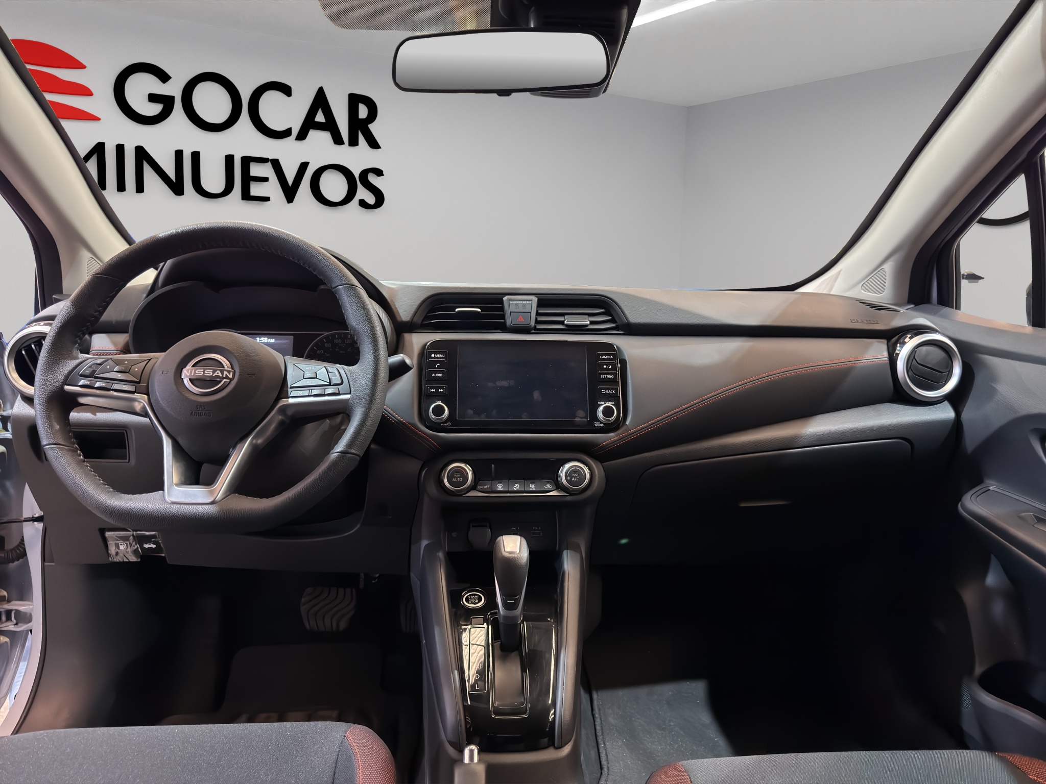 Nissan Versa 4 pts. SR, TA, a/ac. Aut., f. niebla, f. led, spoiler, RA-17 (línea anterior) 2025