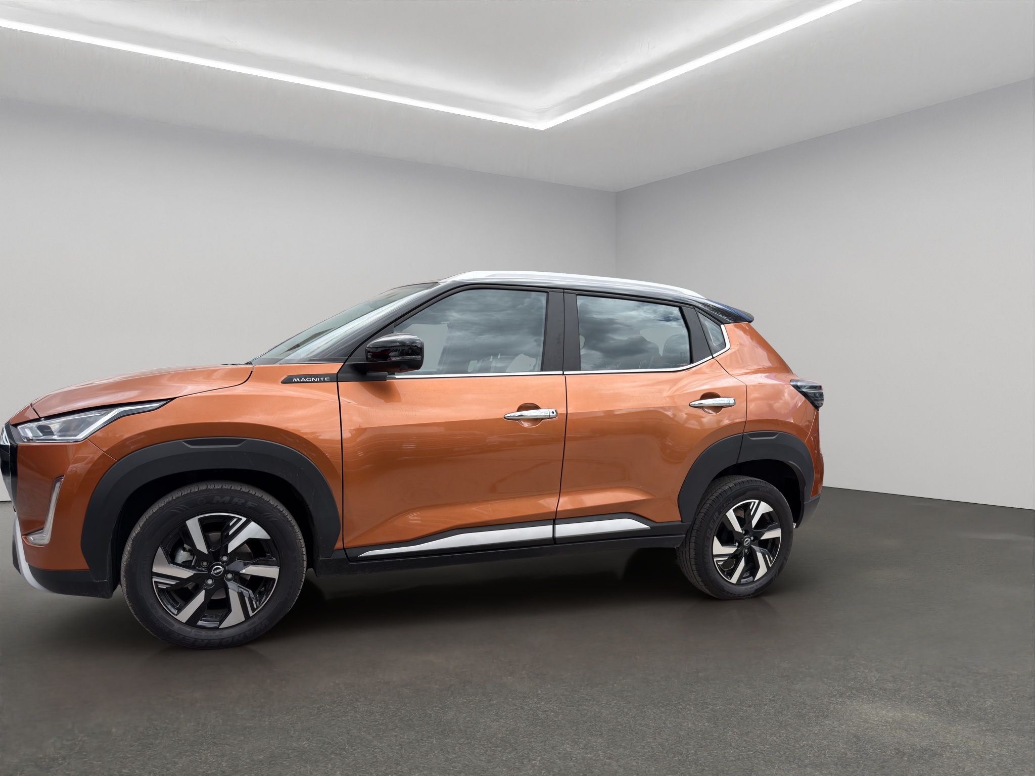 Nissan Magnite 5 pts. Exclusive, 1.0T, TM5, piel, RA-16 2025