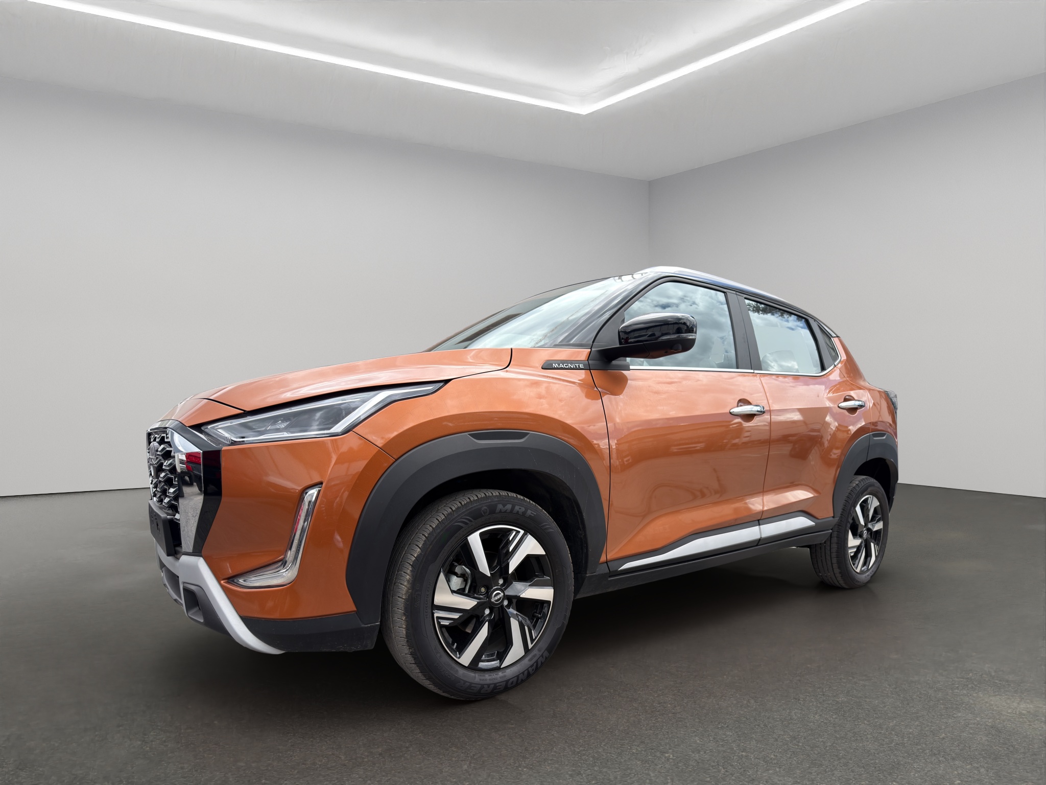 Nissan Magnite 5 pts. Exclusive, 1.0T, TM5, piel, RA-16 2025