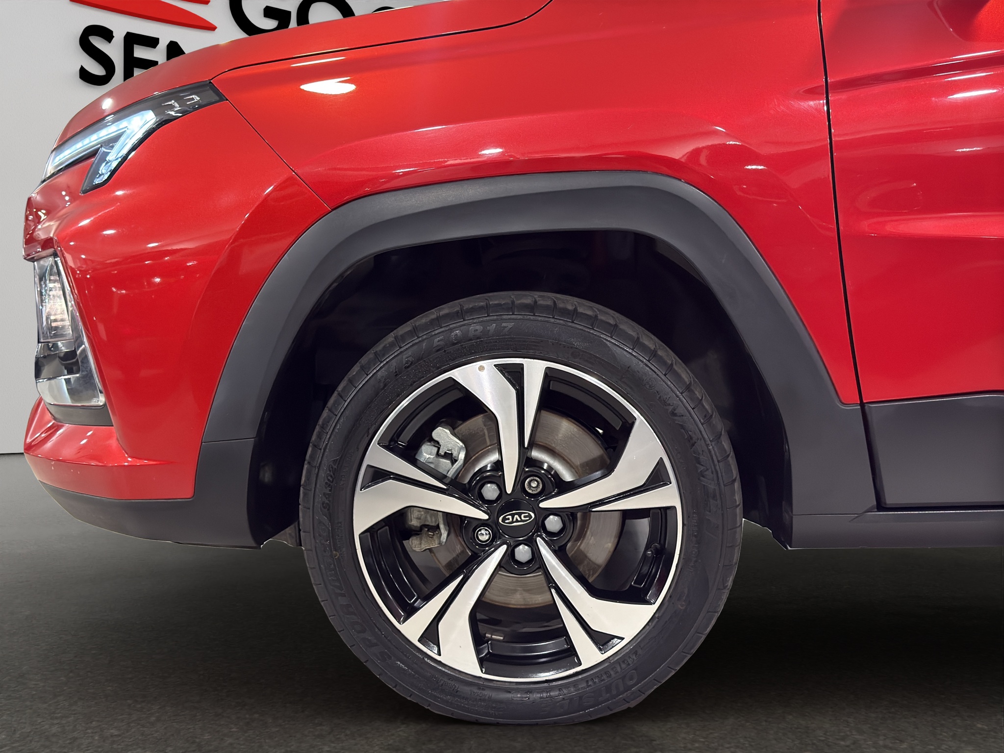 JAC Sei4 5 pts. Pro Comfort, 1.6l, TM6, a/ac., BA, RA-17 2023