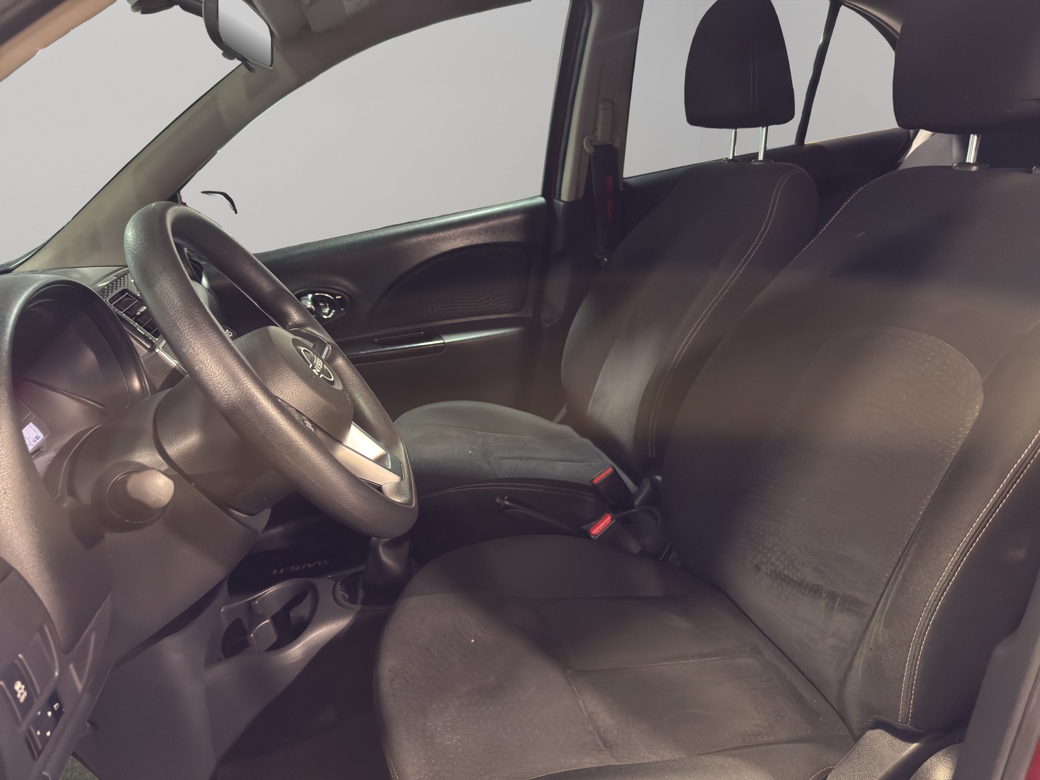Nissan March 5 pts. HB Advance, TM5, a/ac., VE, BA, ABS, RA-15 2022