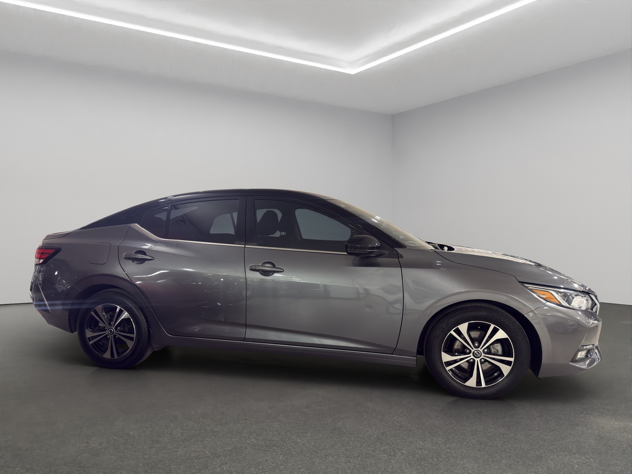 Nissan Sentra 4 pts. Advance, TM6, a/ac., f. niebla, RA-16 2022