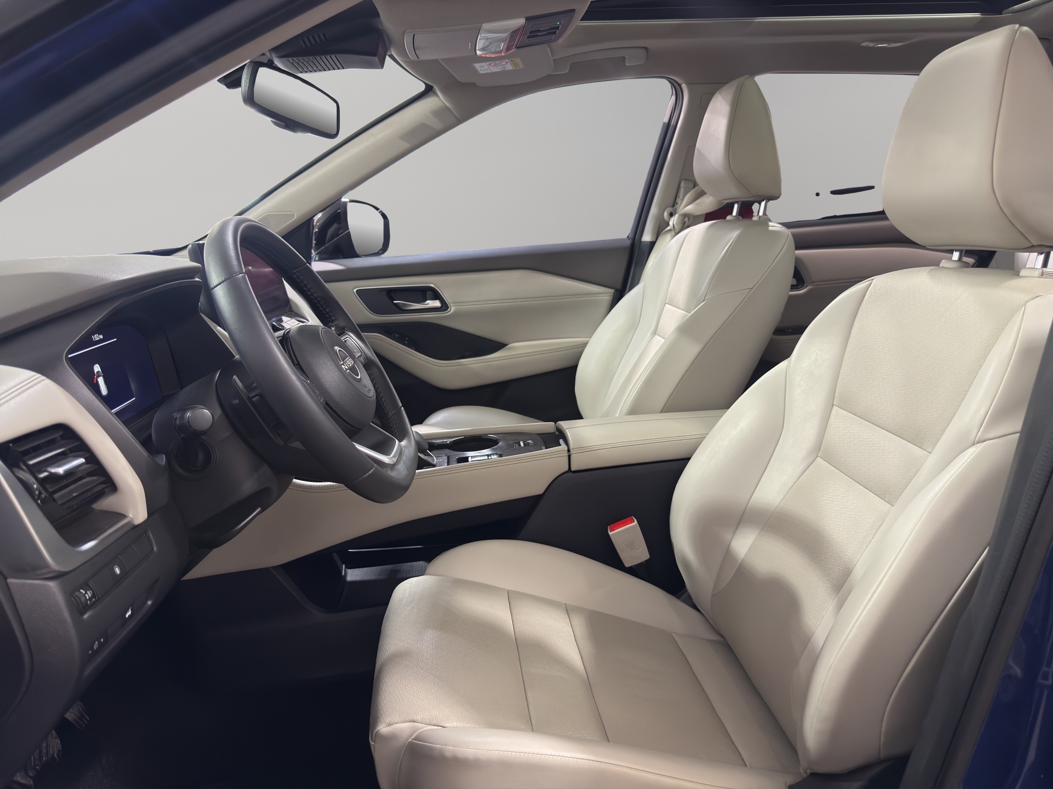Nissan X-Trail  5 pts. Platinum Plus, TA, piel, QCP, GPS, ADAS, RA-19 (línea nueva) 2023