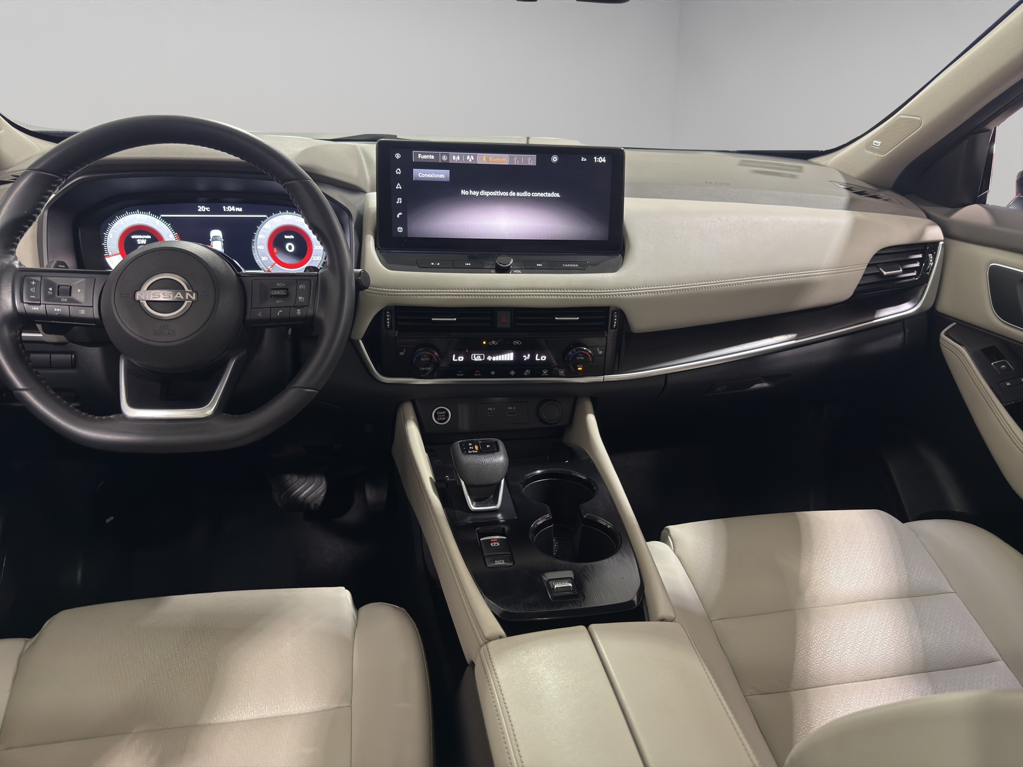 Nissan X-Trail  5 pts. Platinum Plus, TA, piel, QCP, GPS, ADAS, RA-19 (línea nueva) 2023