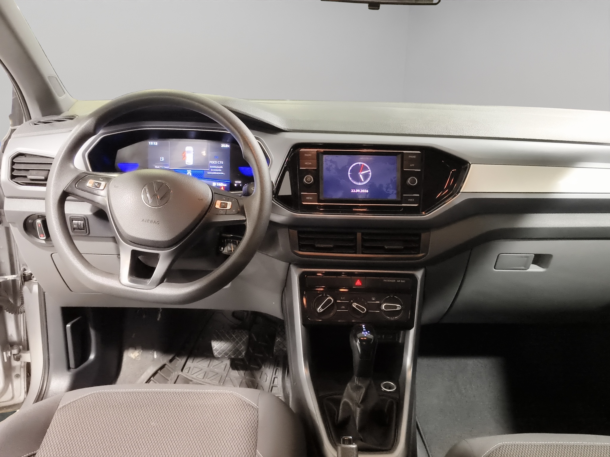 Volkswagen T-Cross  5 pts. Trendline, 1.6l, TA, a/ac., RA-16 2024