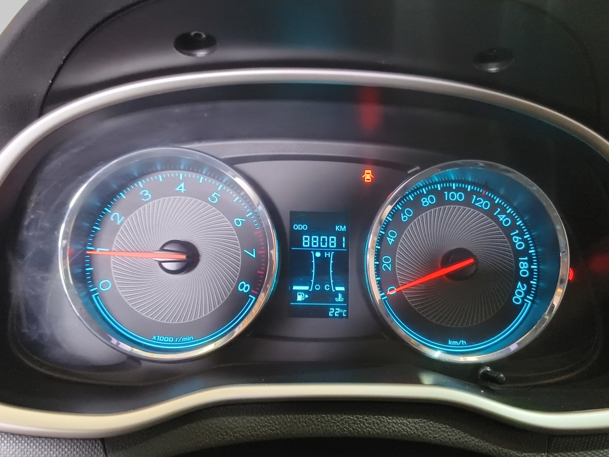 Chevrolet Aveo 4 pts. LT, TM5, a/ac. Aut., f. niebla, RA-15 2020