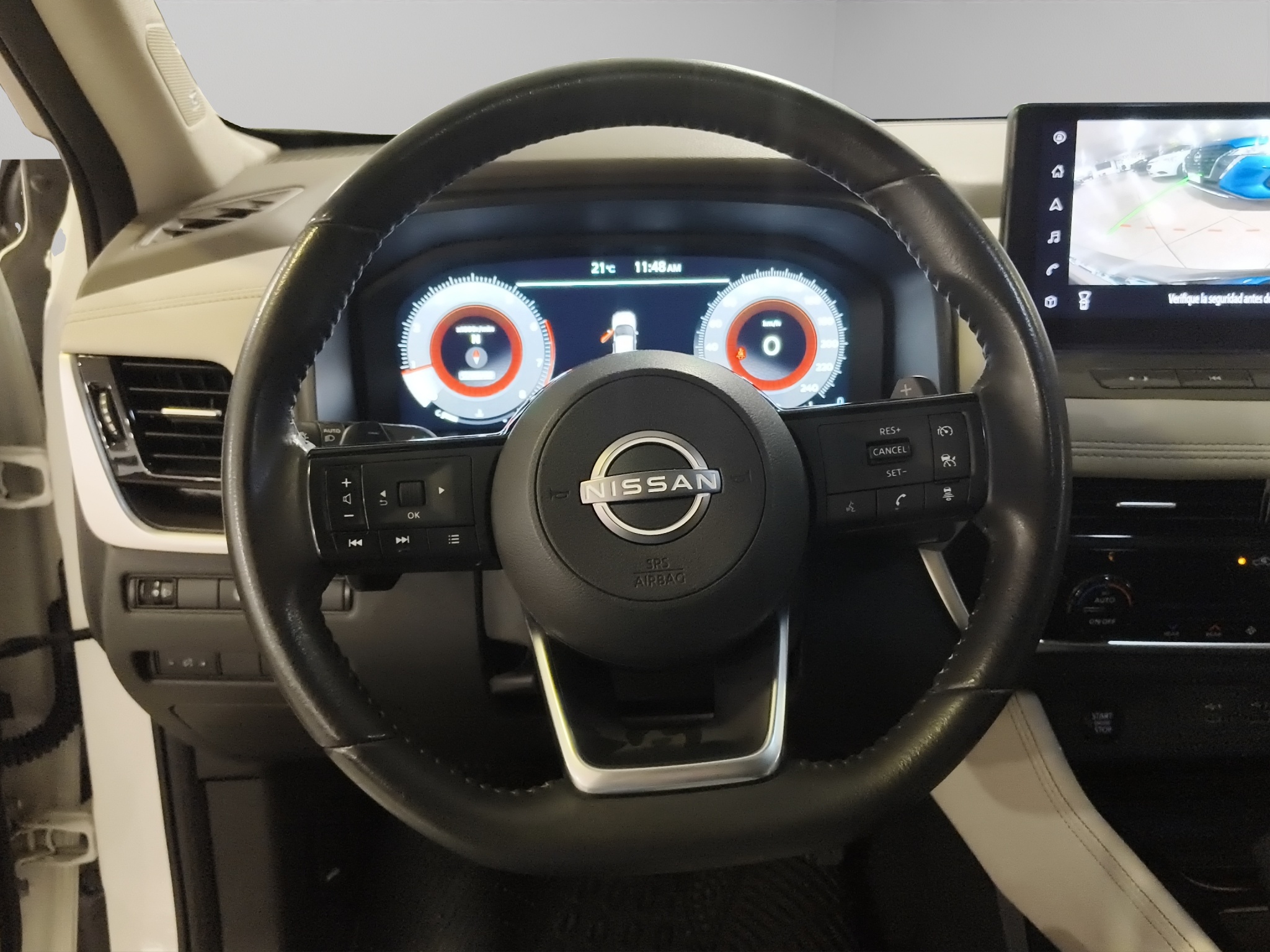 Nissan X-Trail  5 pts. Platinum, TA, piel, QCP, GPS, RA-19 2025
