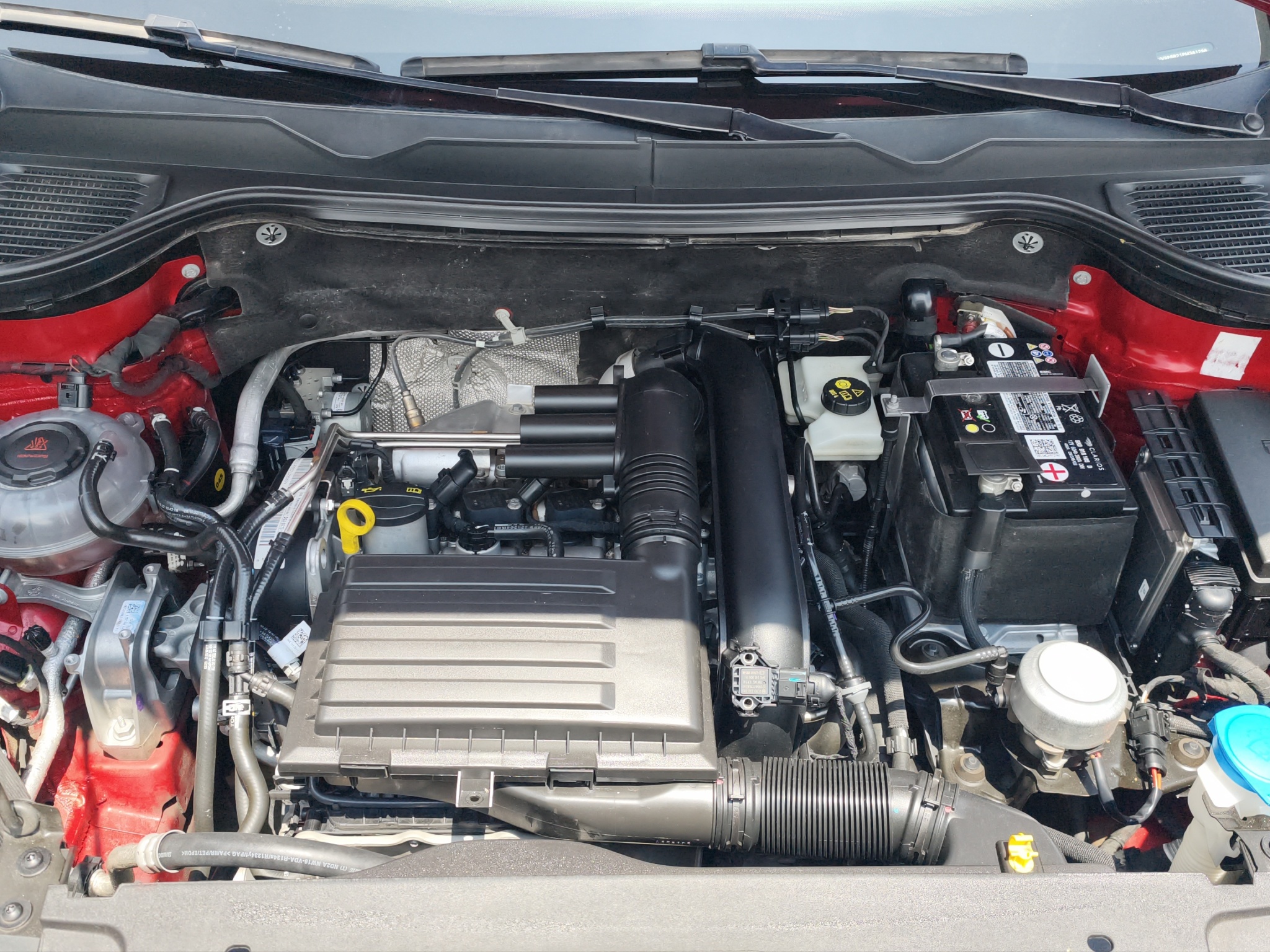 Volkswagen Taos  5 pts. Highline, 150 HP, 1.4T, TA, piel, TP, f. led, RA-18 2023