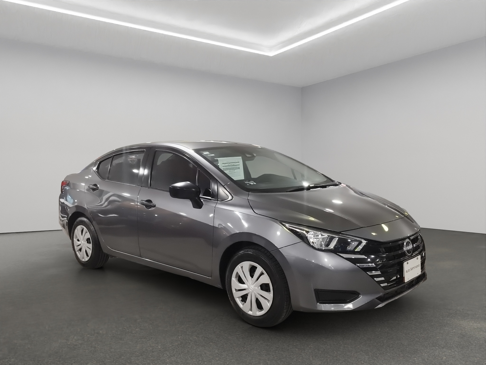 Nissan Versa 2024