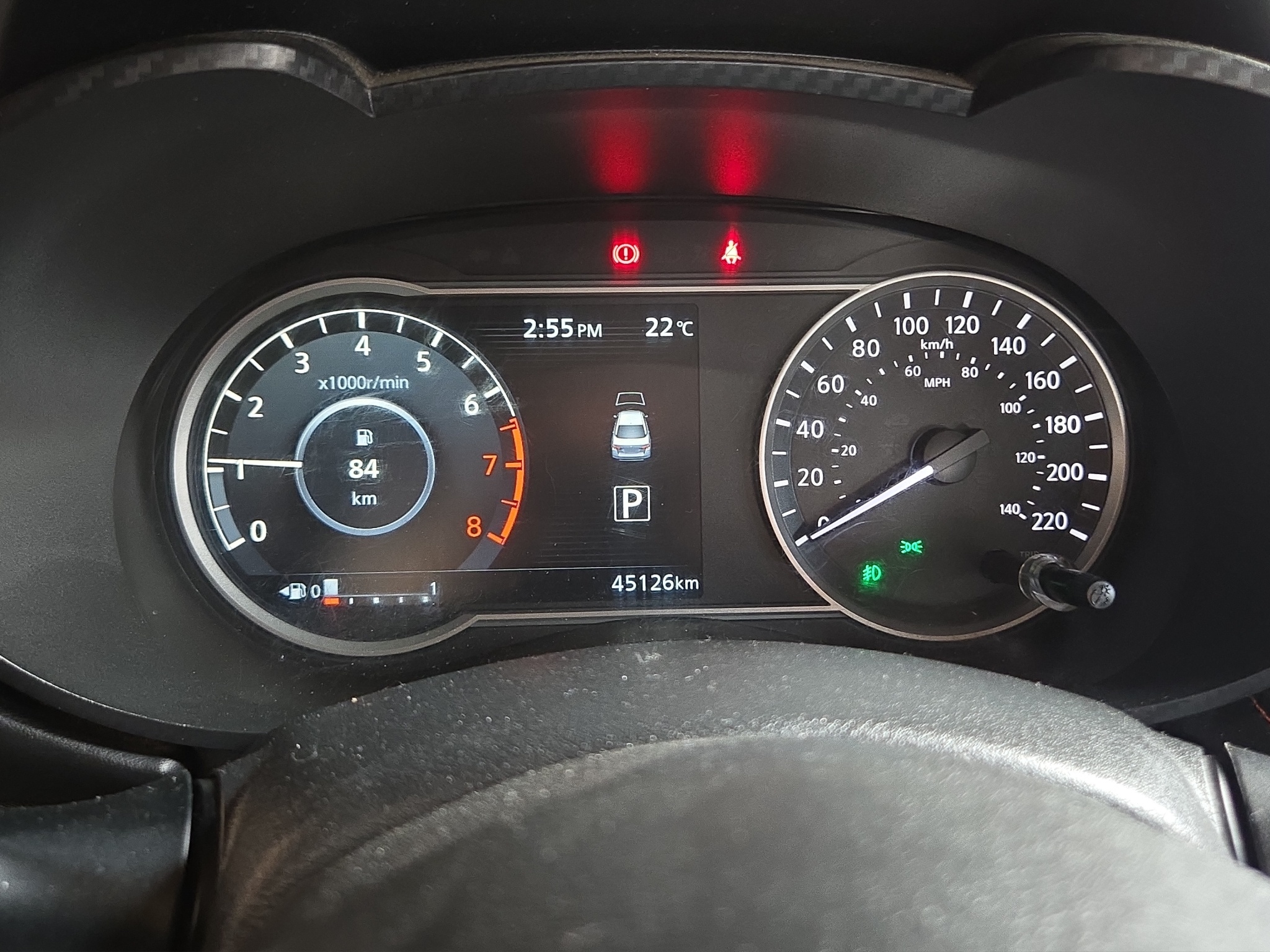 Nissan Versa 4 pts. SR, TA, a/ac. Aut., f. niebla, f. led, spoiler, RA-17 (cambio de línea) 2023