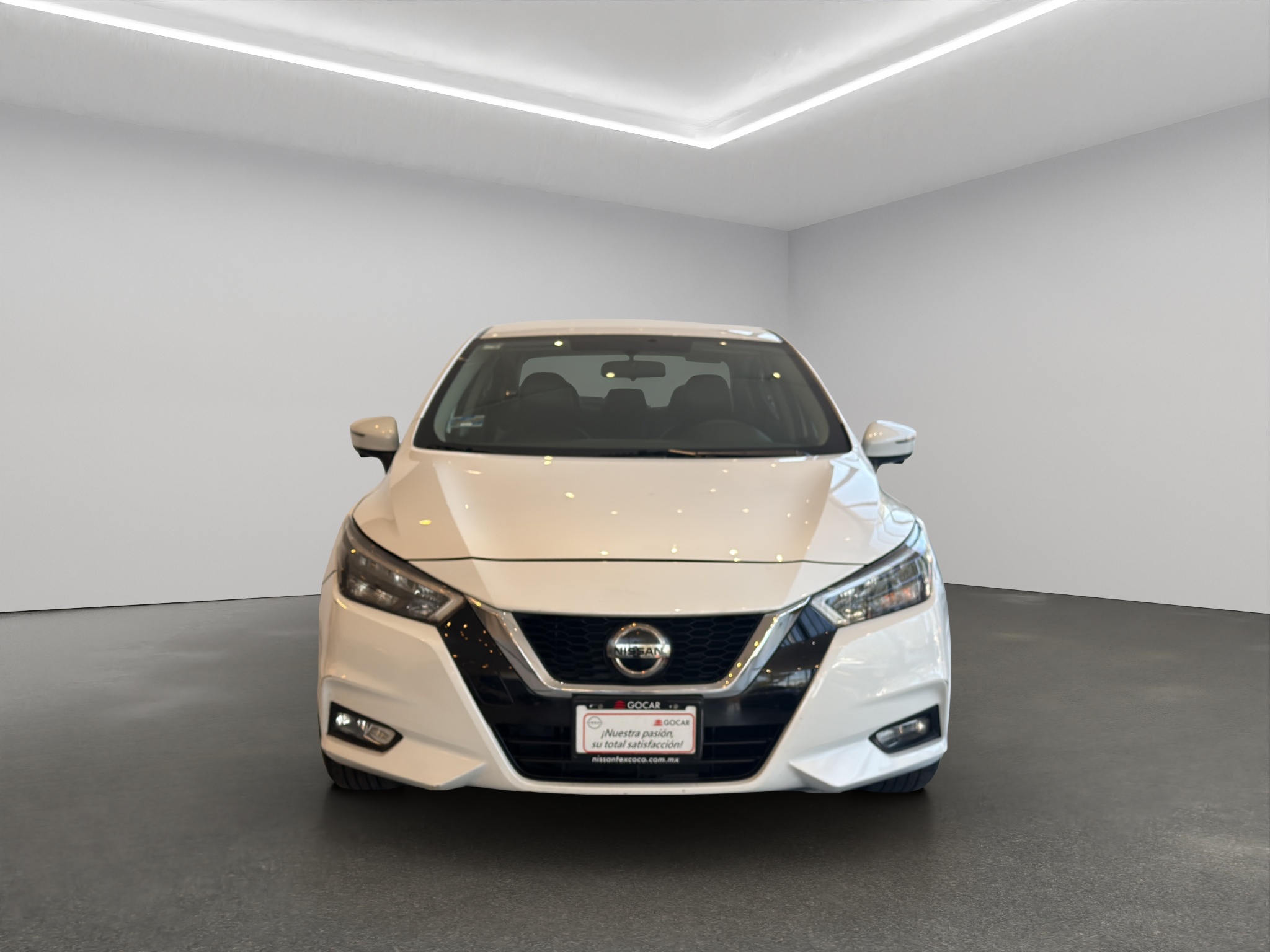 Nissan Versa 4 pts. Platinum, TA, a/ac. Aut., VE, piel, GPS, f. led, RA-17 (línea nueva) 2020