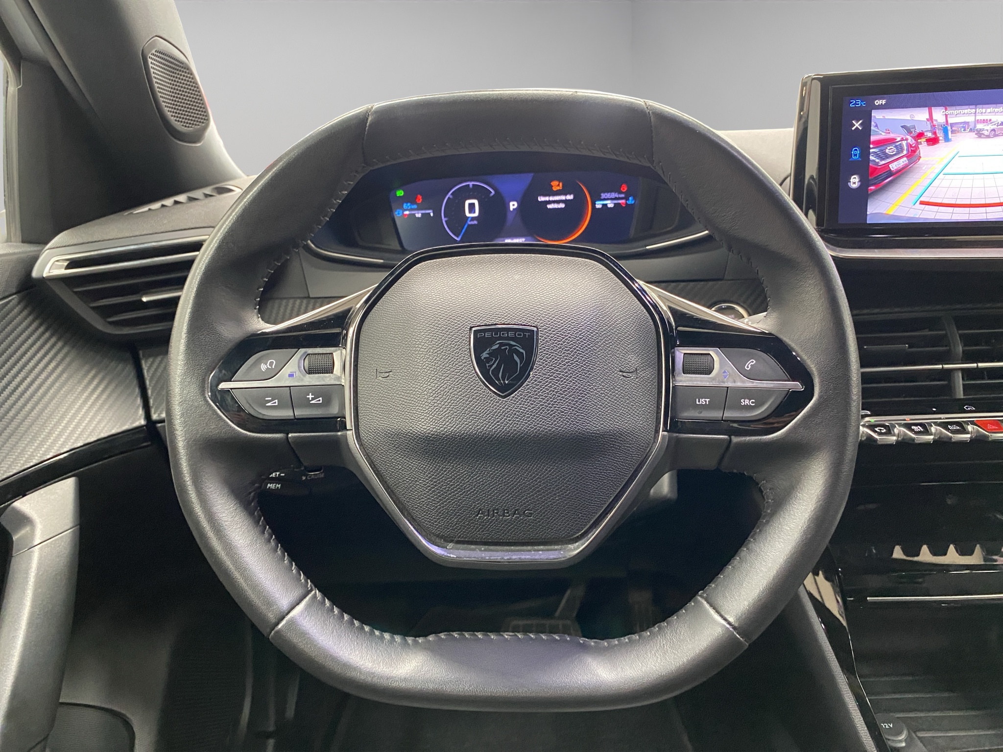 Peugeot 2008  5 pts. Allure, 1.2T, TA, pantalla touch 10 2025