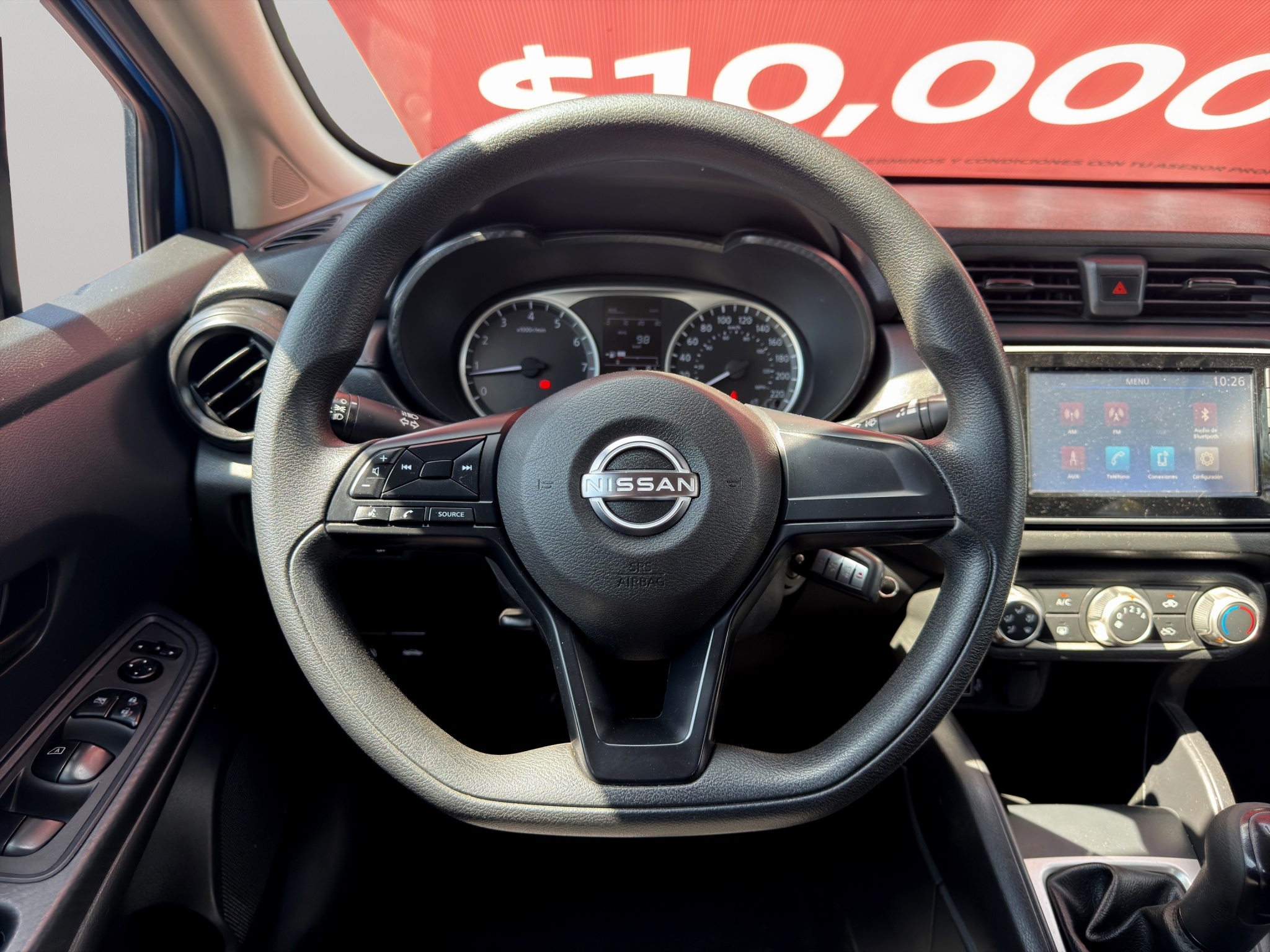 Nissan Versa 4 pts. Sense, TM5, a/ac., R-15 (cambio de línea) 2023