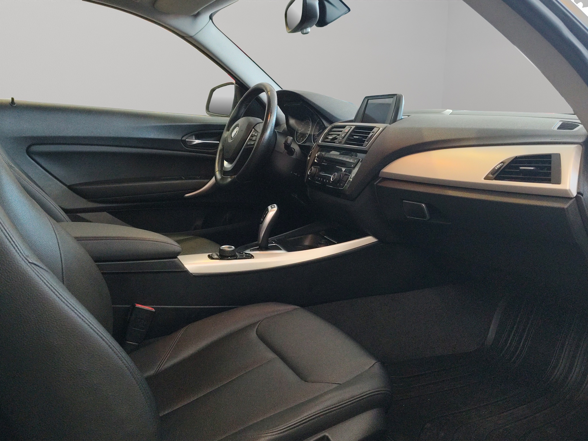 BMW Serie 2 2 pts. 220i Coupé, 184 HP, 2.0T, TA 2017