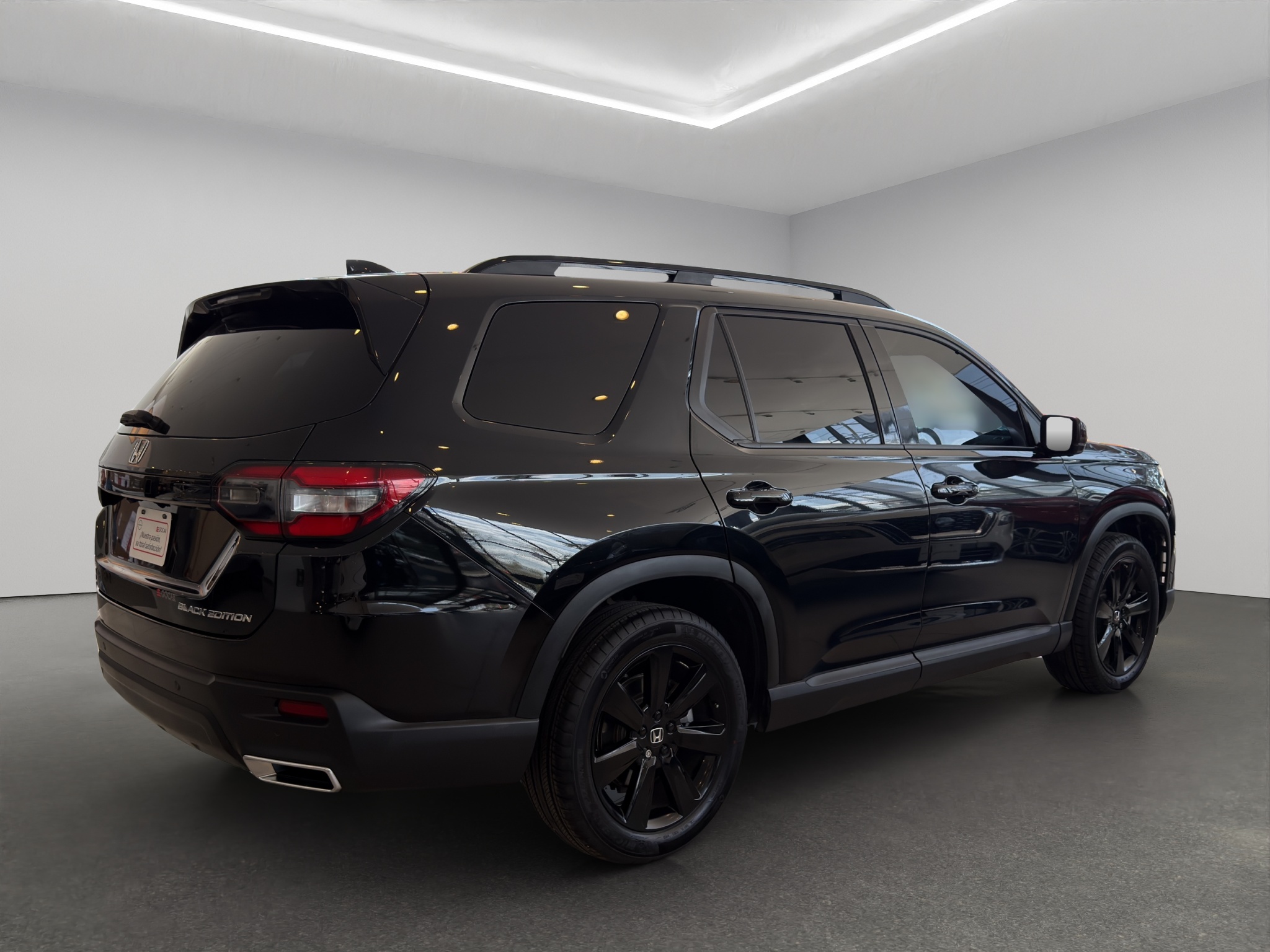 Honda Pilot  5 pts. Black Edition, 3.5l, TA, piel costuras rojas, QCP, RA-20 negro 2025