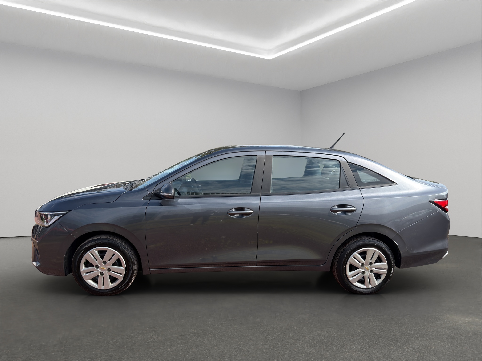 Chevrolet Aveo 5 pts. HB LS, 1.5l, TM6, a/ac., RA-15 (línea nueva) 2024