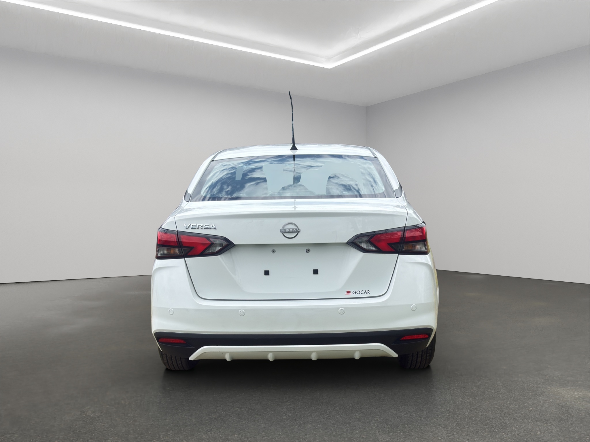 Nissan Versa 4 pts. Sense, TM5, a/ac., R-15 (línea anterior) 2025