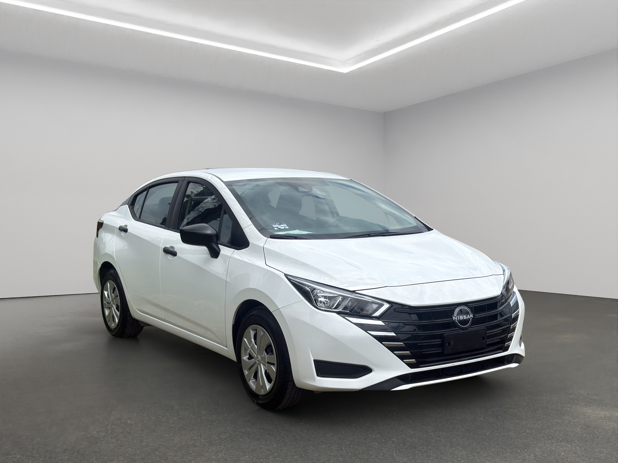 Nissan Versa 4 pts. Sense, TM5, a/ac., R-15 (línea anterior) 2025