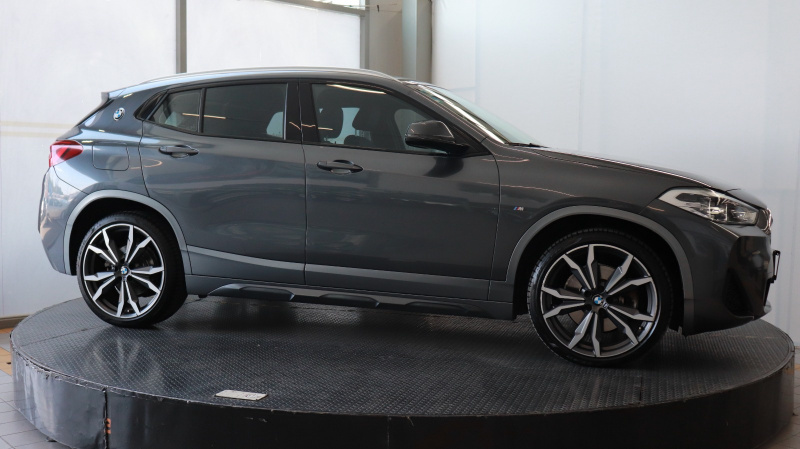 Volkswagen Leon Motors-BMW-X2-2021