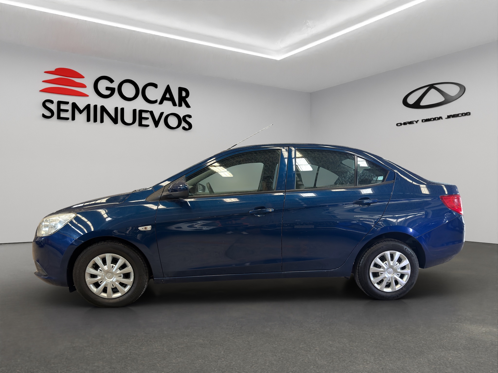Chevrolet Aveo 4 pts. LS, TM5, a/ac., R-14 (línea anterior) 2023