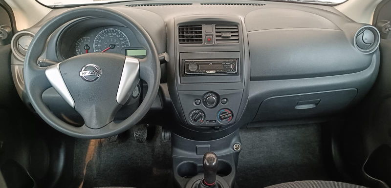 Nissan Versa 4 pts. Drive, TM5, a/ac., ABS 2018