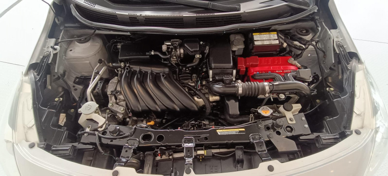 Nissan Versa 4 pts. Drive, TM5, a/ac., ABS 2018