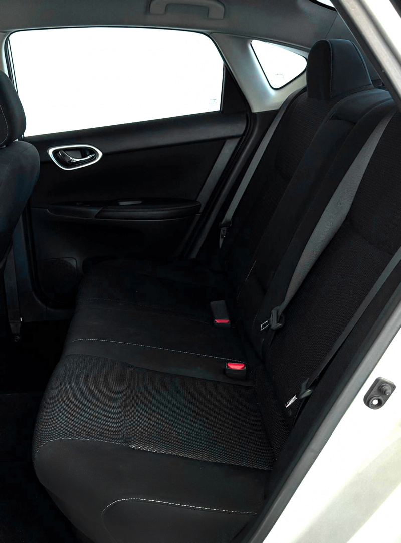 Nissan Sentra 4 pts. Advance, TM6, a/ac., f. niebla, RA-16 (línea anterior) 2019