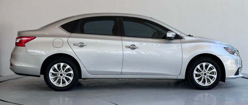 Nissan Sentra 4 pts. Advance, TM6, a/ac., f. niebla, RA-16 (línea anterior) 2019