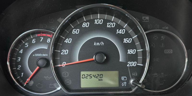 Dodge Attitude 4 pts. SXT, 1.2l, TM5, a/ac., VE, f. niebla, RA-15 2019