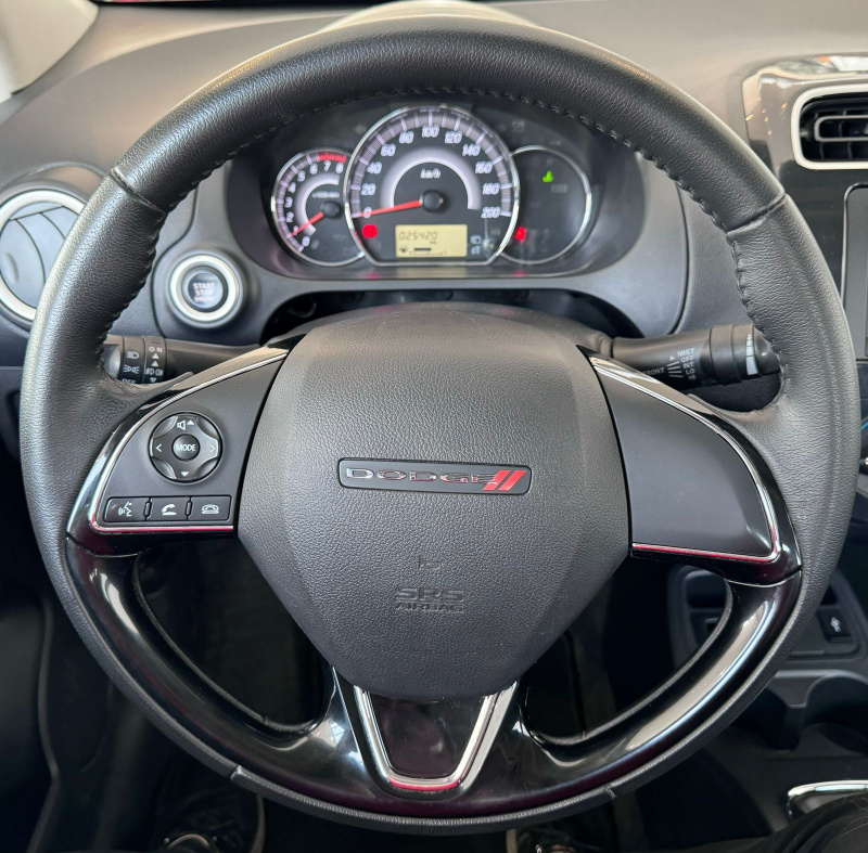Dodge Attitude 4 pts. SXT, 1.2l, TM5, a/ac., VE, f. niebla, RA-15 2019
